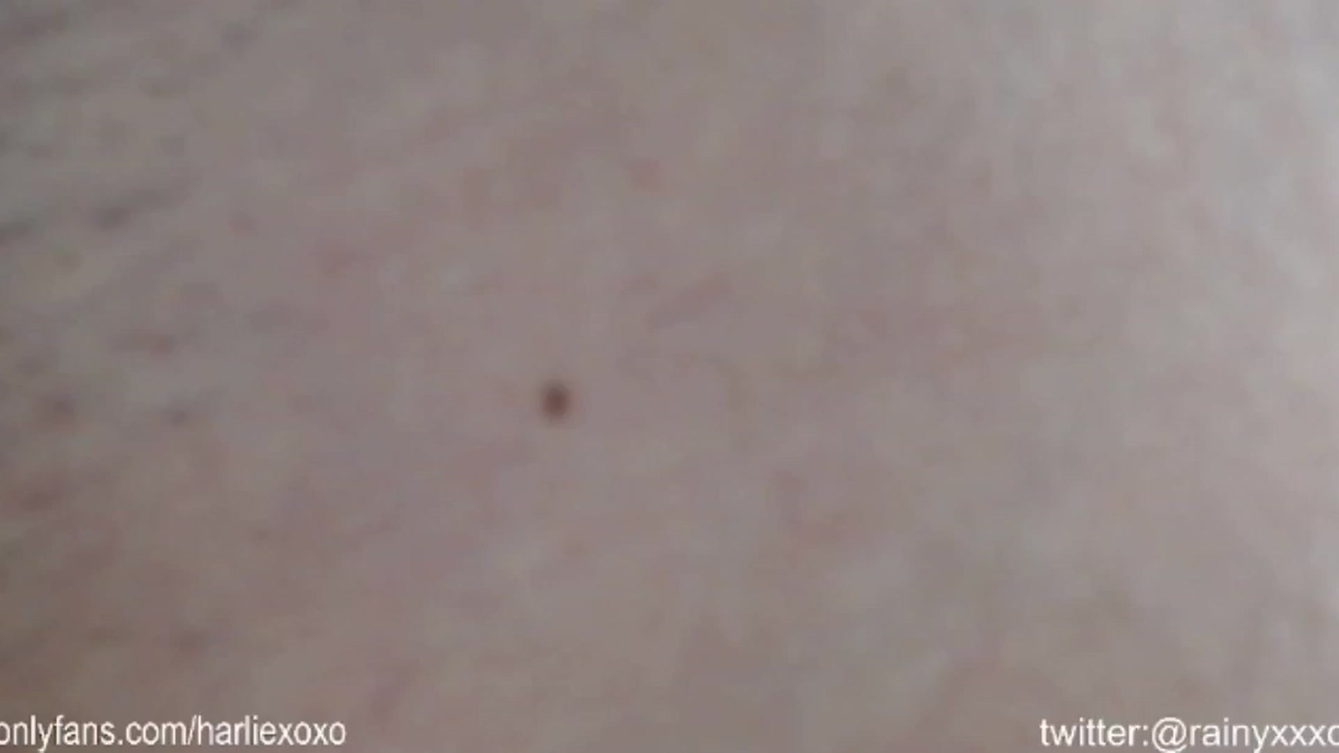 Gallery image thumbnail from SweetHarlie's myfreecams stream on, 10/30/2024, 21:32 image 2 of 20