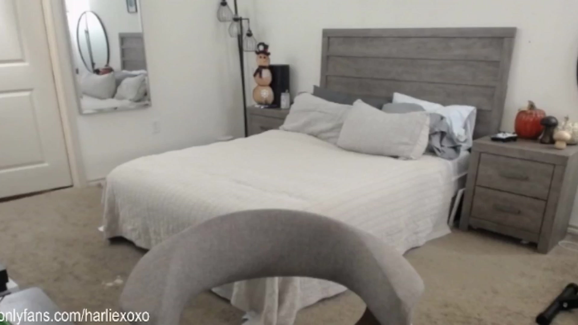 Gallery image thumbnail from SweetHarlie's myfreecams stream on, 12/12/2024, 24:03 image 20 of 20