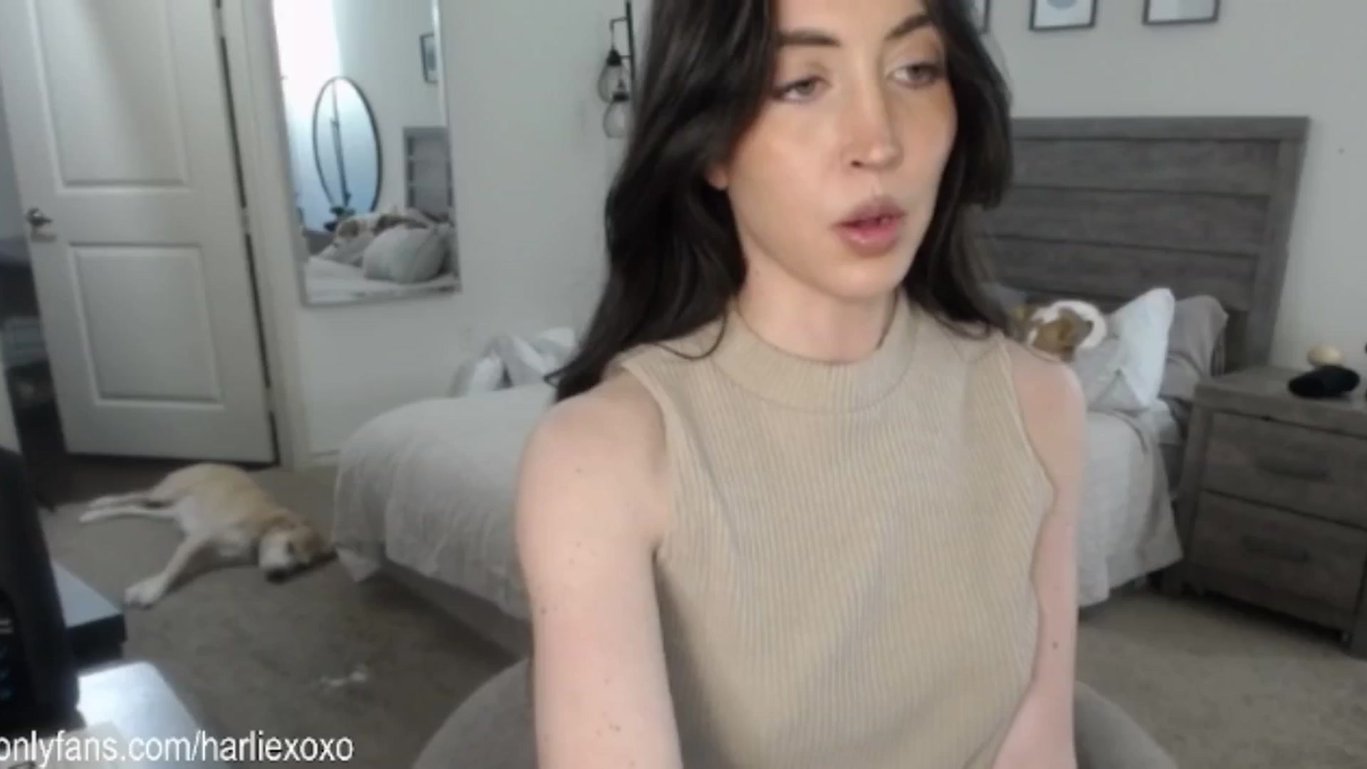 Gallery image thumbnail from SweetHarlie's myfreecams stream on, 01/14/2025, 20:34 image 18 of 20