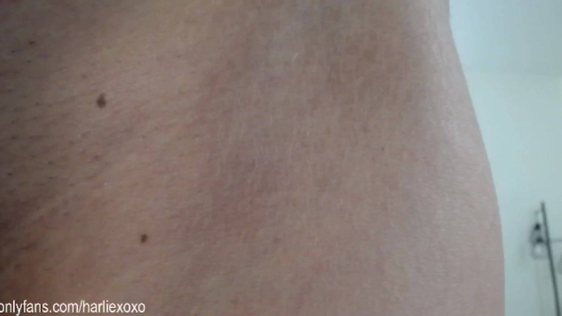 Gallery image thumbnail from SweetHarlie's myfreecams stream on, 01/14/2025, 23:01 image 15 of 20