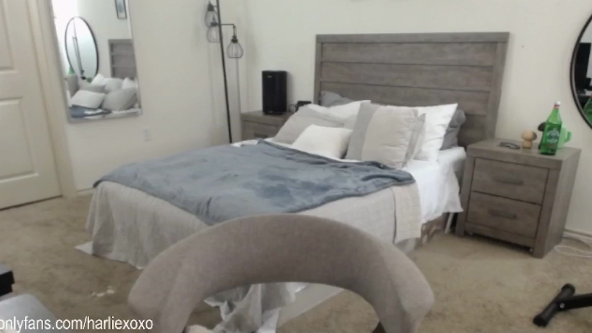 Gallery image thumbnail from SweetHarlie's myfreecams stream on, 02/01/2025, 22:02 image 20 of 20