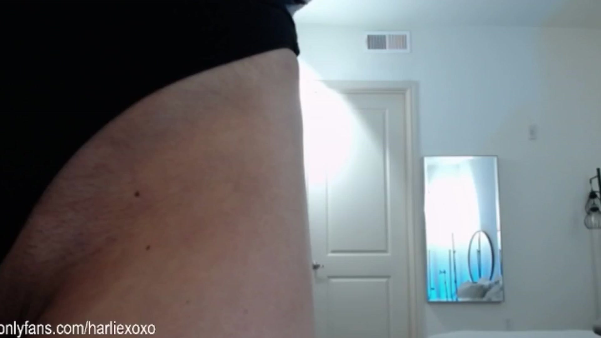 Gallery image thumbnail from SweetHarlie's myfreecams stream on, 02/10/2025, 22:19 image 5 of 20