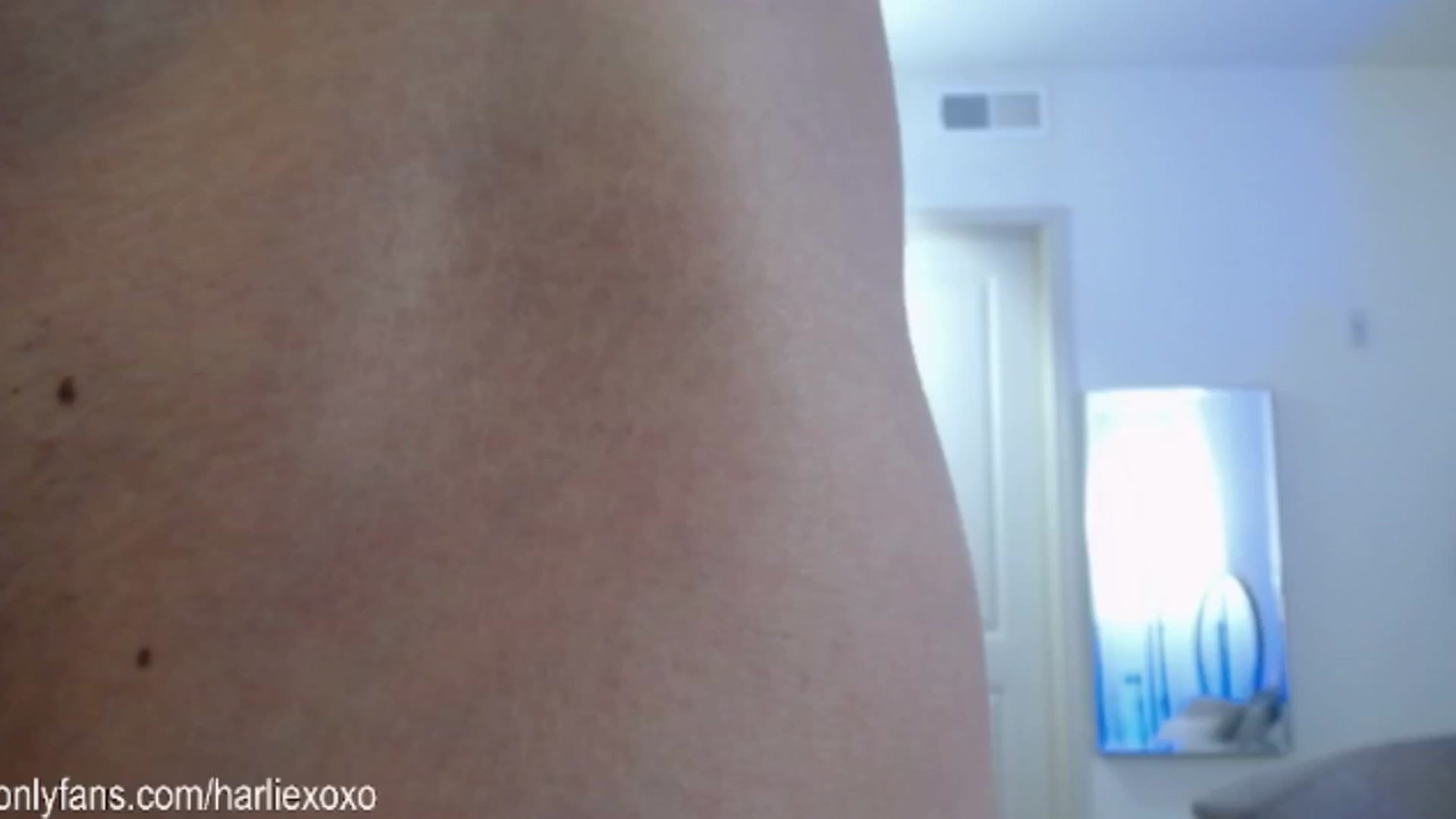 Gallery image thumbnail from SweetHarlie's myfreecams stream on, 03/04/2025, 23:47 image 3 of 20