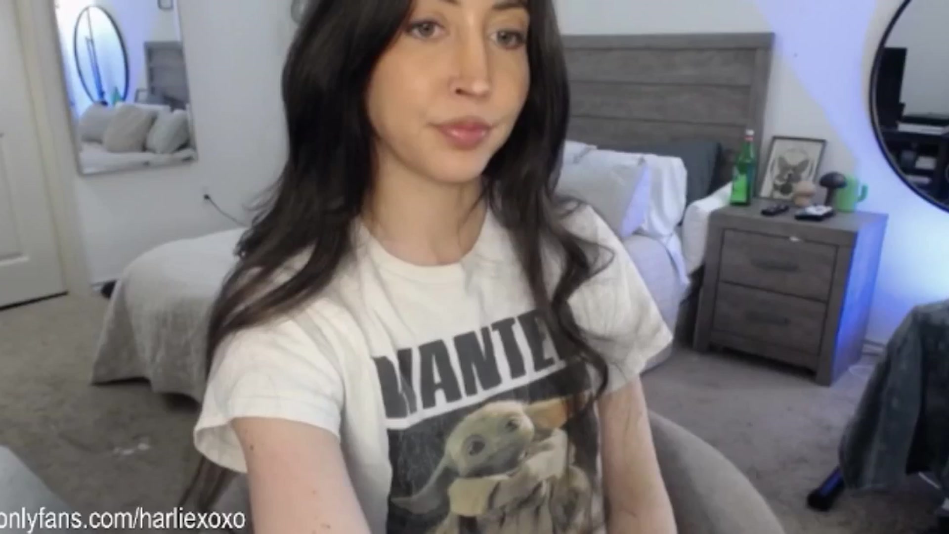 Gallery image thumbnail from SweetHarlie's myfreecams stream on, 03/07/2025, 20:17 image 6 of 20