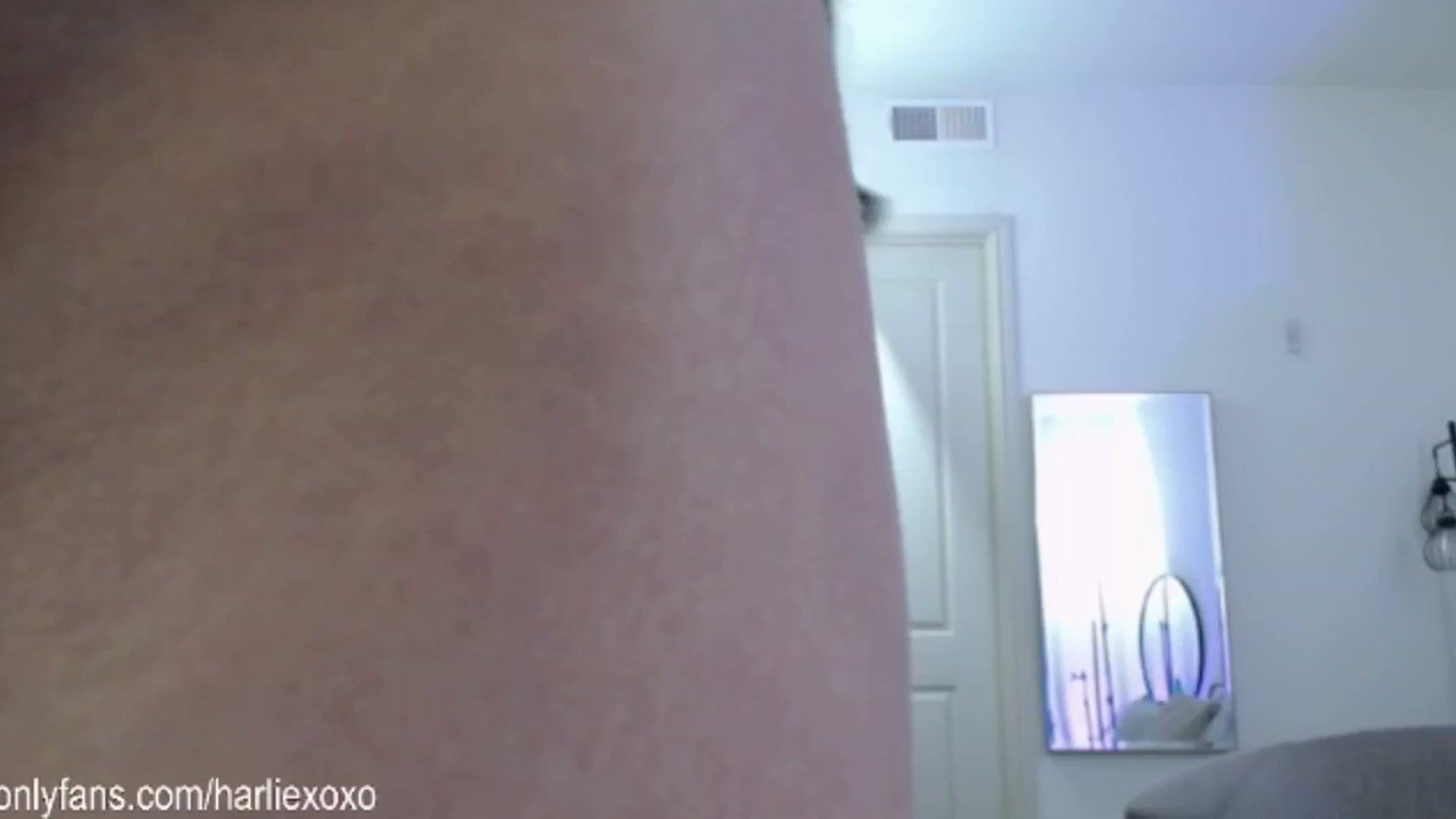 Gallery image thumbnail from SweetHarlie's myfreecams stream on, 03/07/2025, 20:17 image 13 of 20
