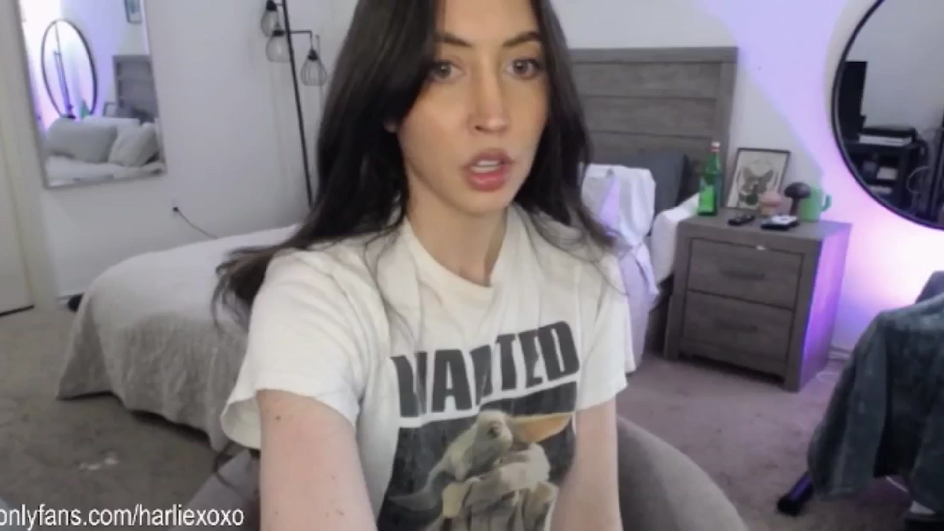 Gallery image thumbnail from SweetHarlie's myfreecams stream on, 03/07/2025, 21:27 image 19 of 20