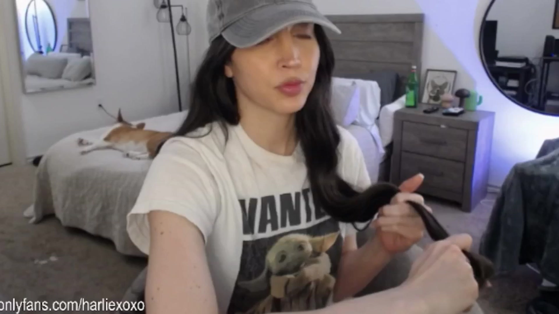 Gallery image thumbnail from SweetHarlie's myfreecams stream on, 03/07/2025, 22:57 image 19 of 20