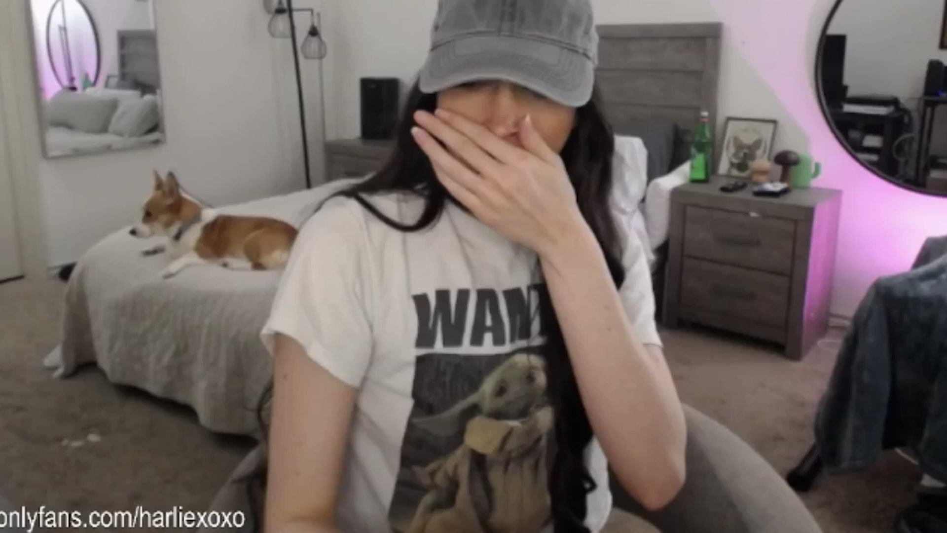 Gallery image thumbnail from SweetHarlie's myfreecams stream on, 03/07/2025, 22:57 image 18 of 20