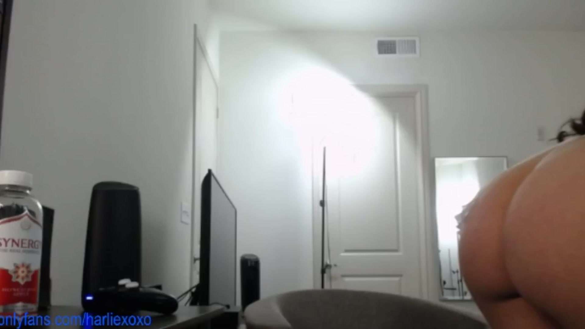 Gallery image thumbnail from SweetHarlie's myfreecams stream on, 05/02/2025, 18:47 image 19 of 20