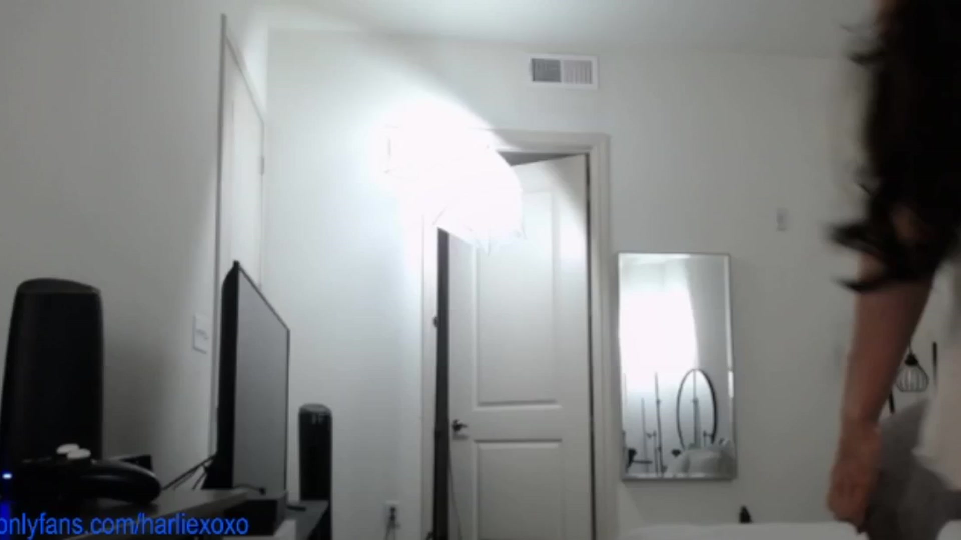 Gallery image thumbnail from SweetHarlie's myfreecams stream on, 05/02/2025, 20:14 image 18 of 20