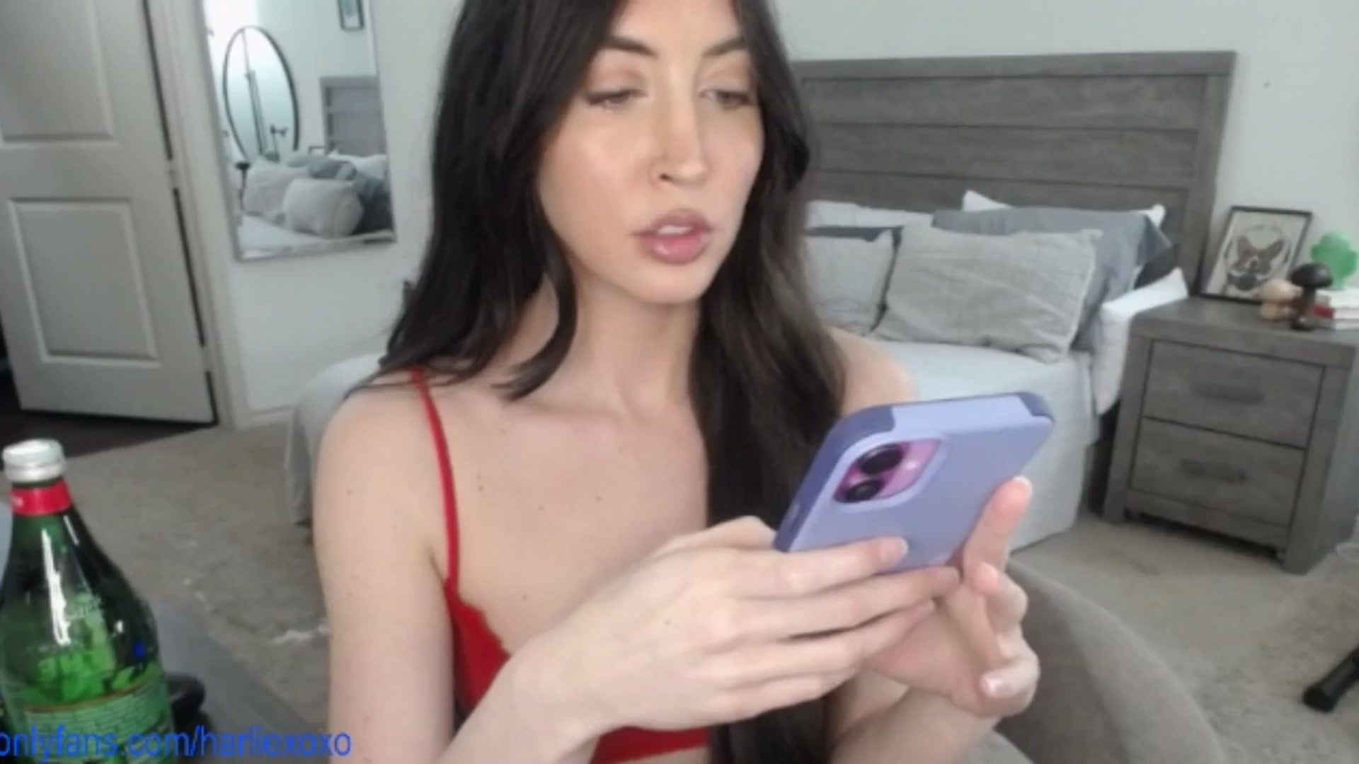 Gallery image thumbnail from SweetHarlie's myfreecams stream on, 05/09/2025, 19:33 image 18 of 20