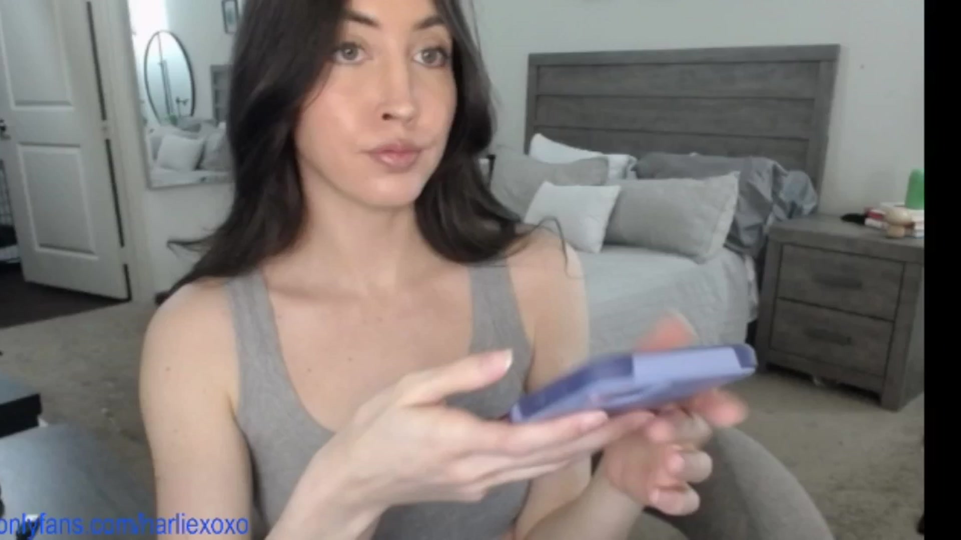 Gallery image thumbnail from SweetHarlie's myfreecams stream on, 06/13/2025, 20:28 image 5 of 20