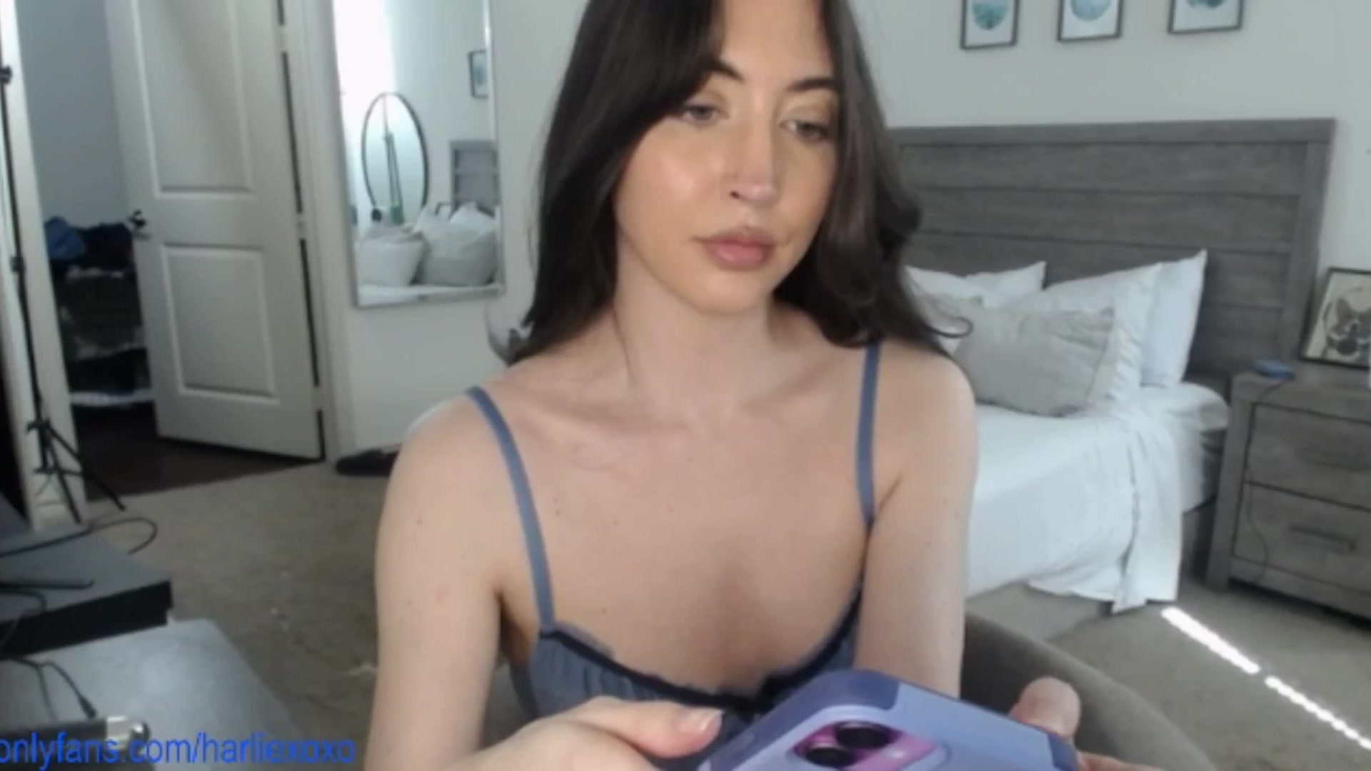 Gallery image thumbnail from SweetHarlie's myfreecams stream on, 07/29/2025, 21:53 image 7 of 20