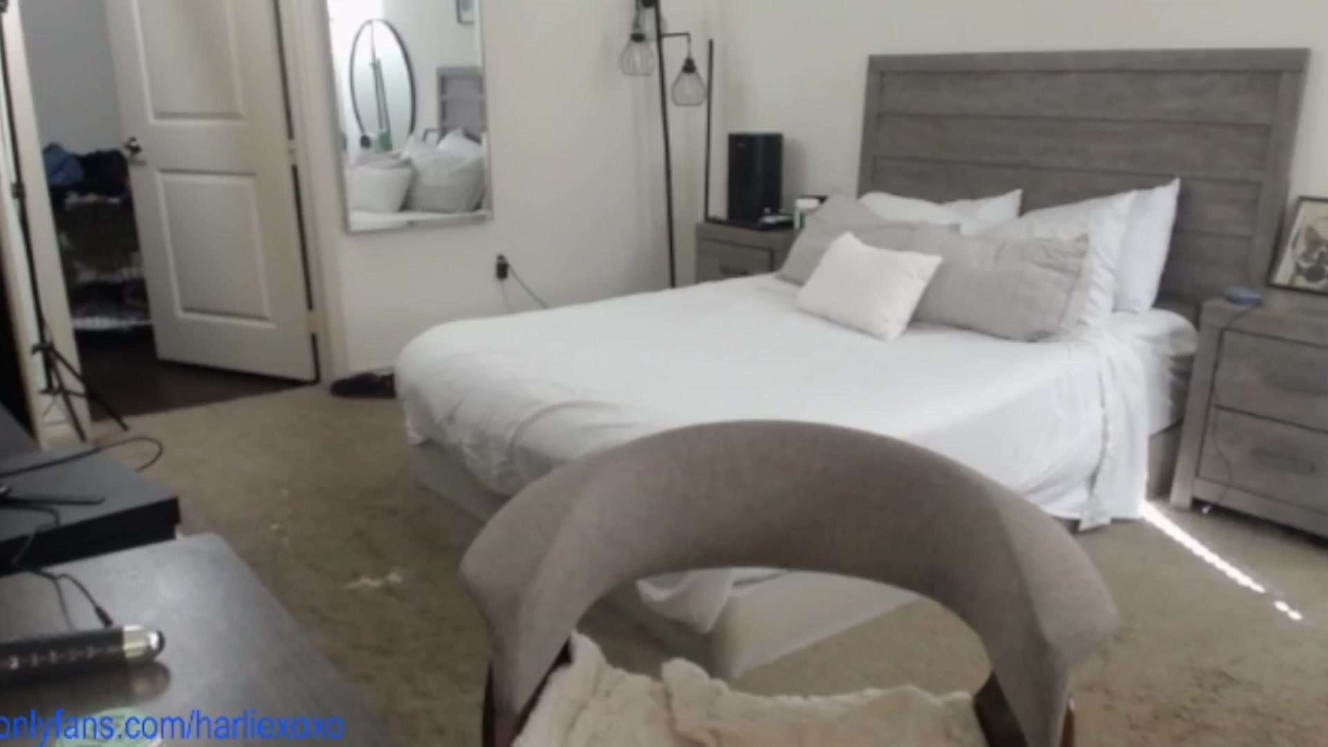 Gallery image thumbnail from SweetHarlie's myfreecams stream on, 07/29/2025, 21:53 image 20 of 20