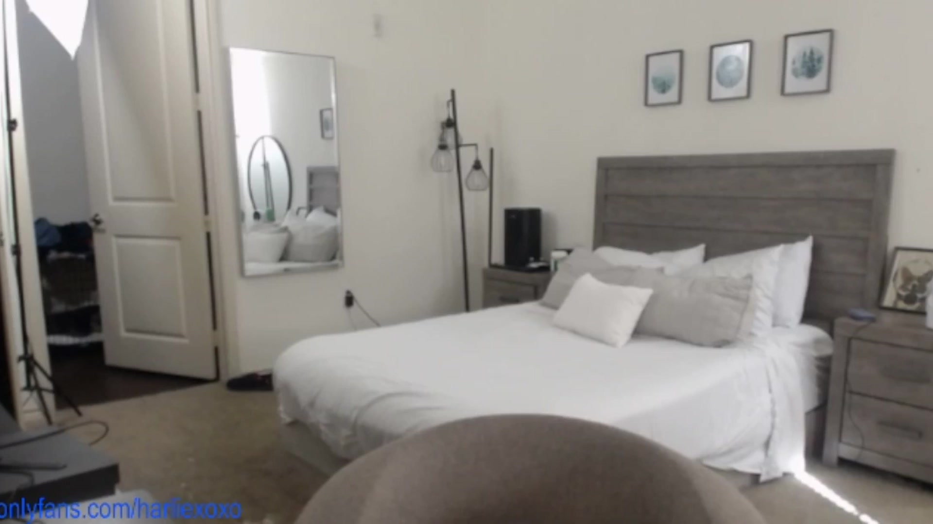 Gallery image thumbnail from SweetHarlie's myfreecams stream on, 07/29/2025, 21:53 image 12 of 20