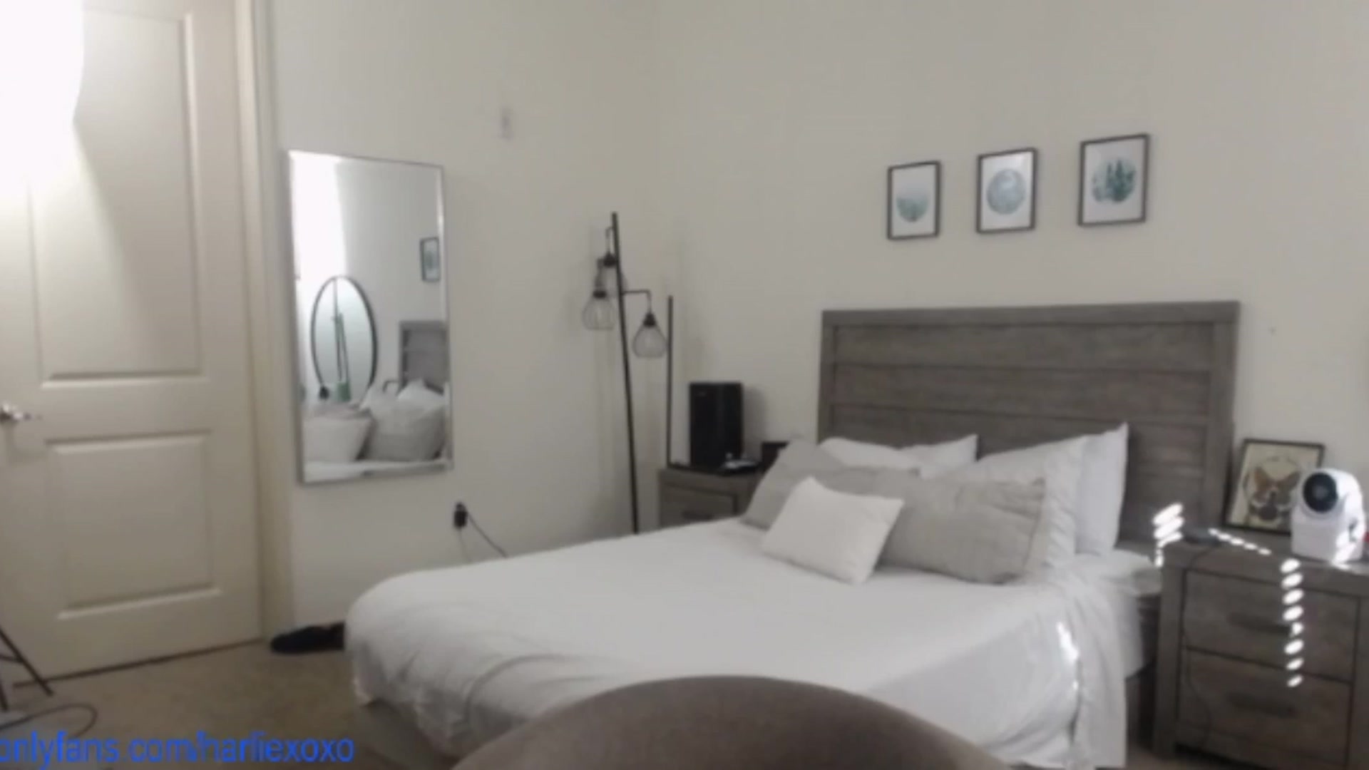 Gallery image thumbnail from SweetHarlie's myfreecams stream on, 07/29/2025, 22:53 image 18 of 20