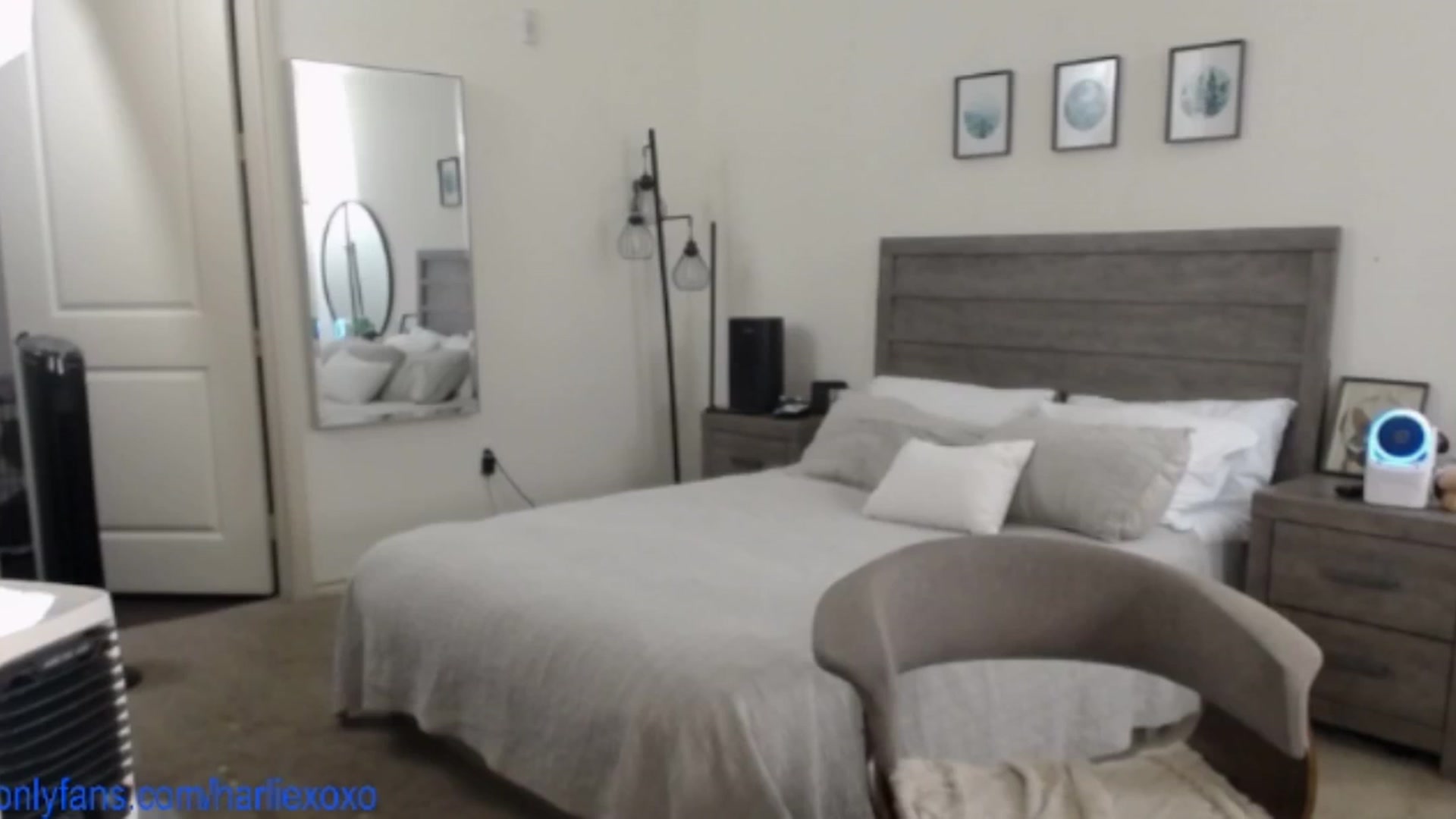 Gallery image thumbnail from SweetHarlie's myfreecams stream on, 08/07/2025, 21:05 image 19 of 20