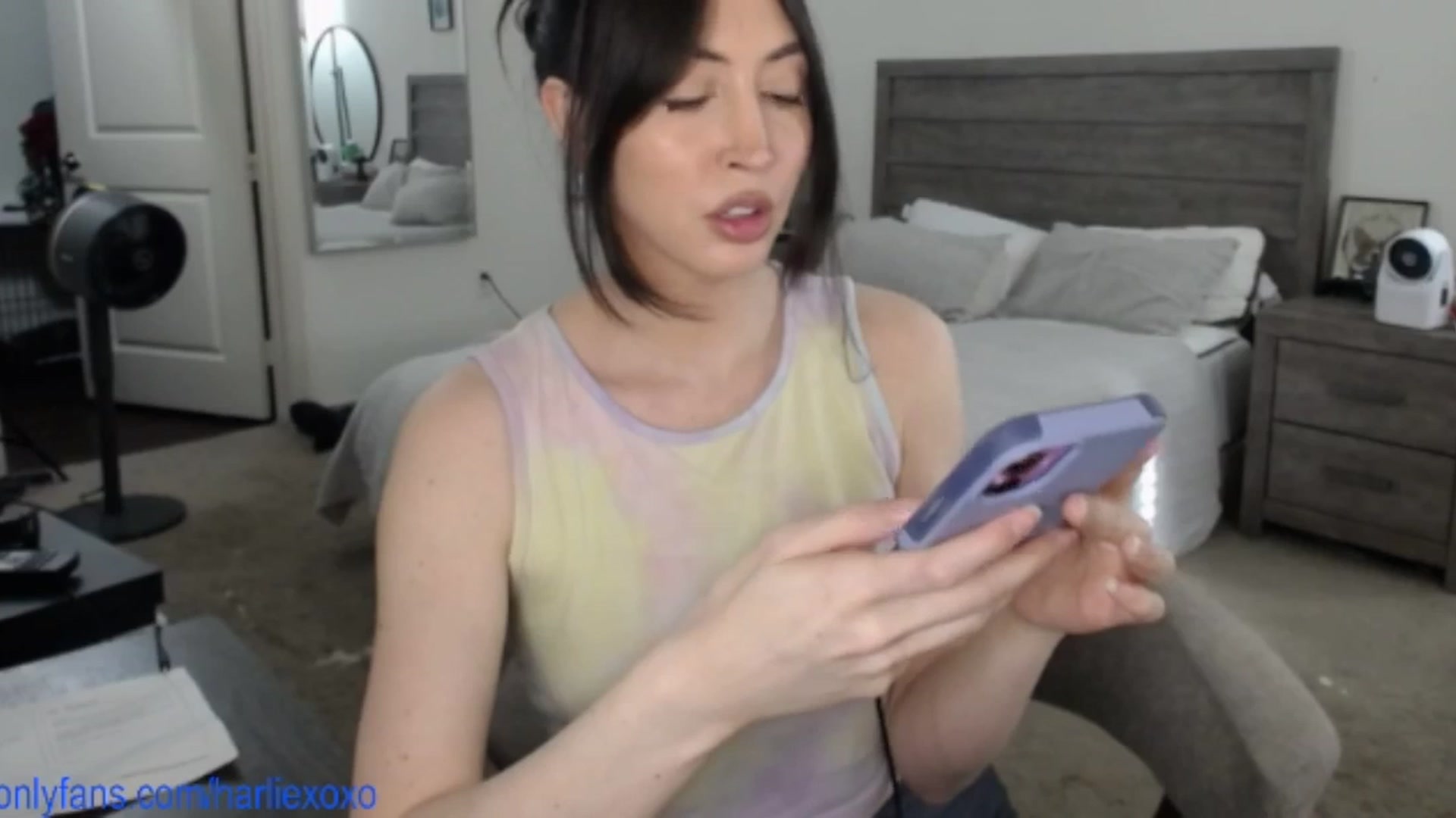 Gallery image thumbnail from SweetHarlie's myfreecams stream on, 08/20/2025, 22:36 image 8 of 20