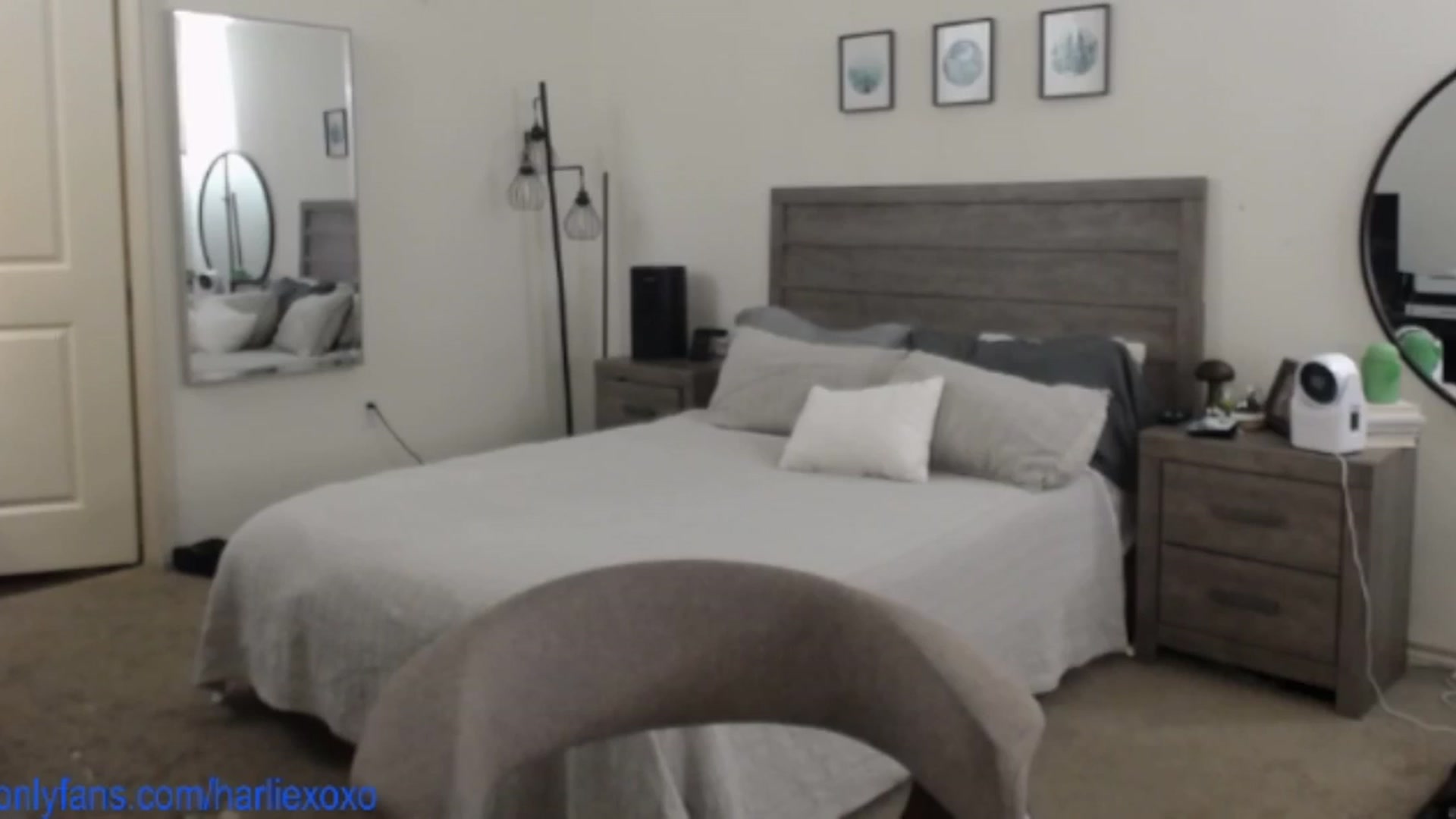 Gallery image thumbnail from SweetHarlie's myfreecams stream on, 09/03/2025, 21:11 image 18 of 20