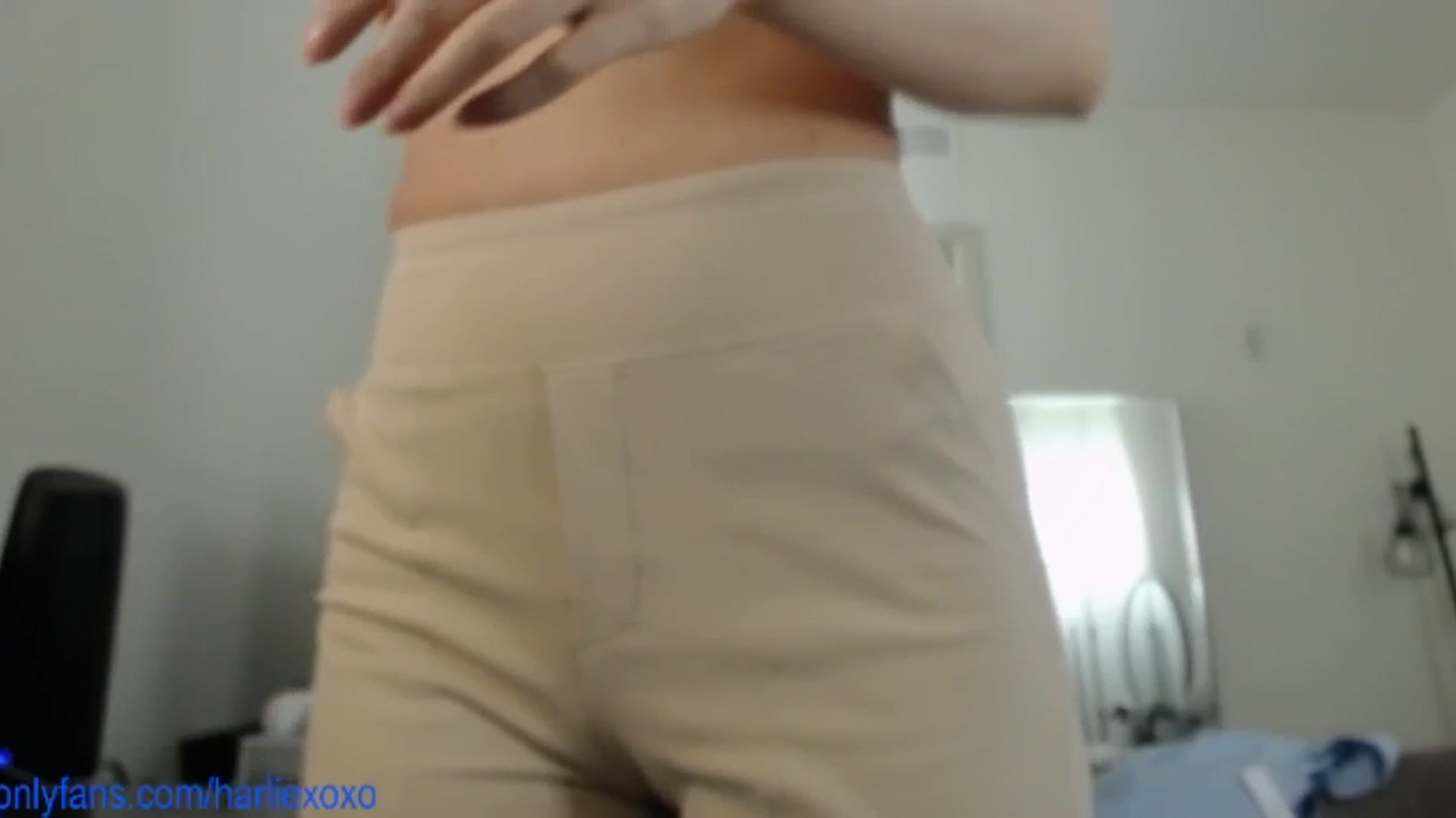 Gallery image thumbnail from SweetHarlie's myfreecams stream on, 09/04/2025, 24:09 image 8 of 20