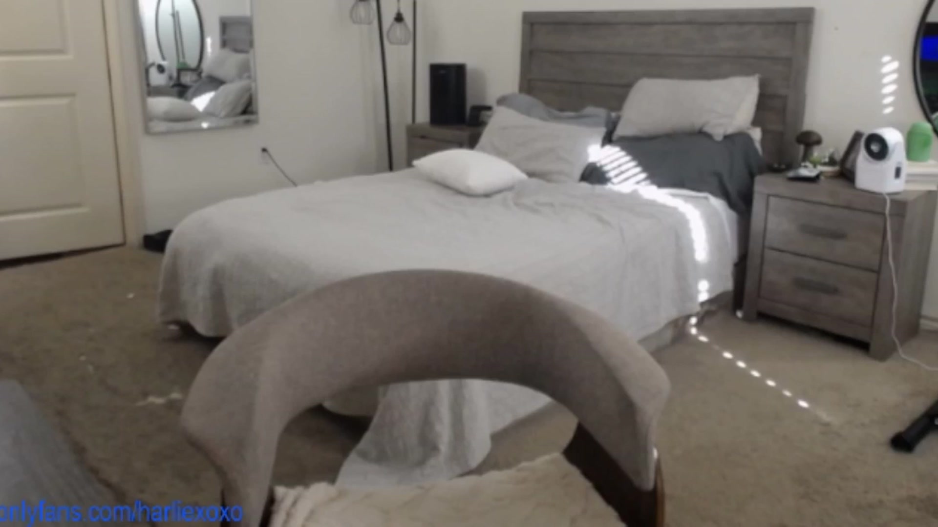 Gallery image thumbnail from SweetHarlie's myfreecams stream on, 09/04/2025, 24:09 image 1 of 20