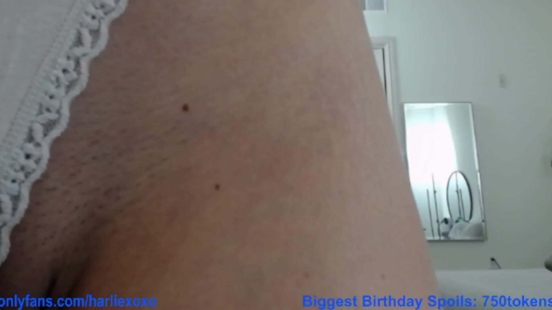 Gallery image thumbnail from SweetHarlie's myfreecams stream on, 09/04/2025, 22:23 image 6 of 20