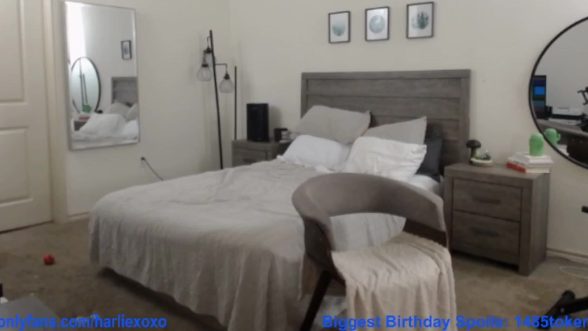 Gallery image thumbnail from SweetHarlie's myfreecams stream on, 09/07/2025, 04:11 image 14 of 20