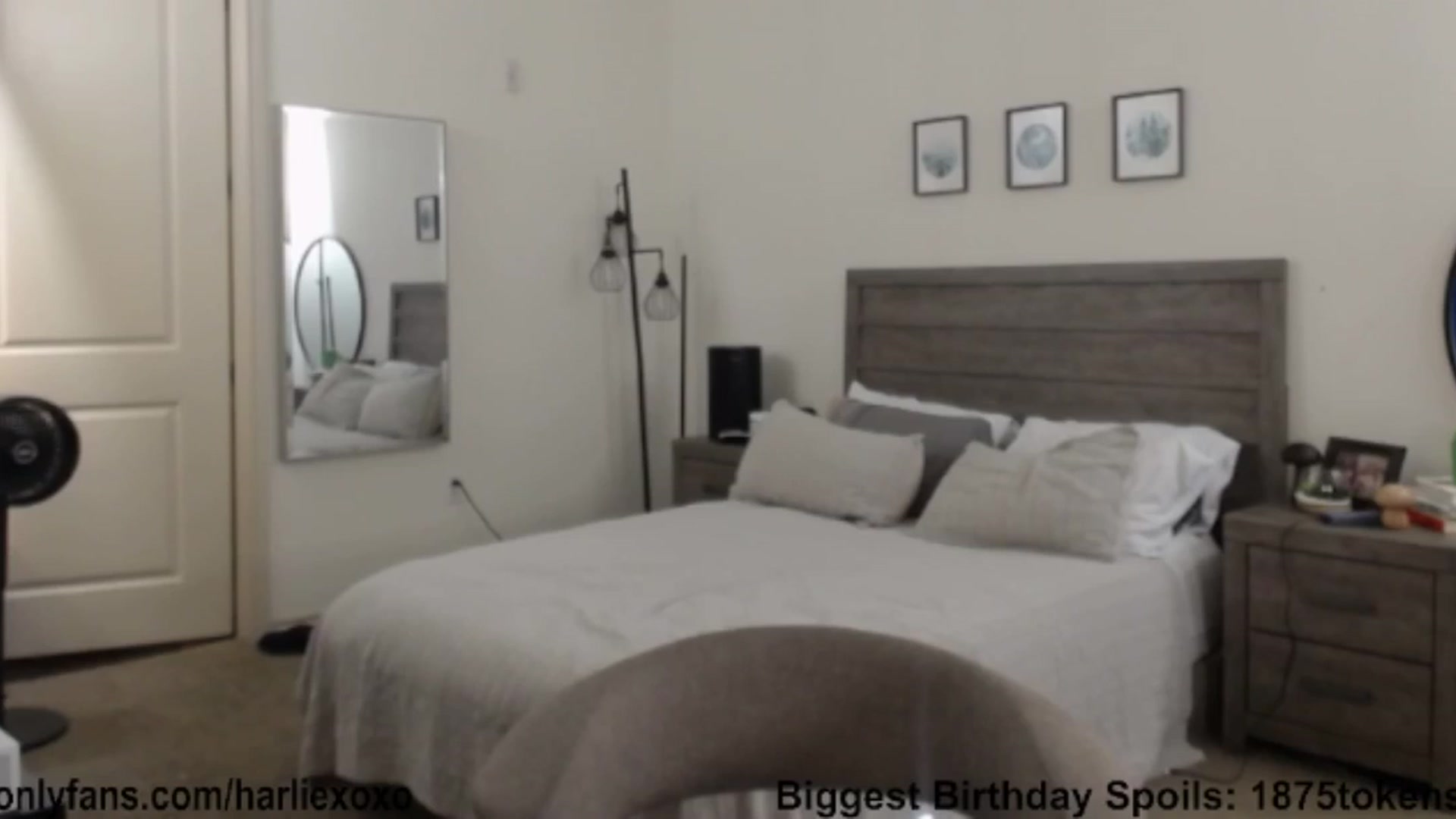 Gallery image thumbnail from SweetHarlie's myfreecams stream on, 09/11/2025, 20:36 image 20 of 20