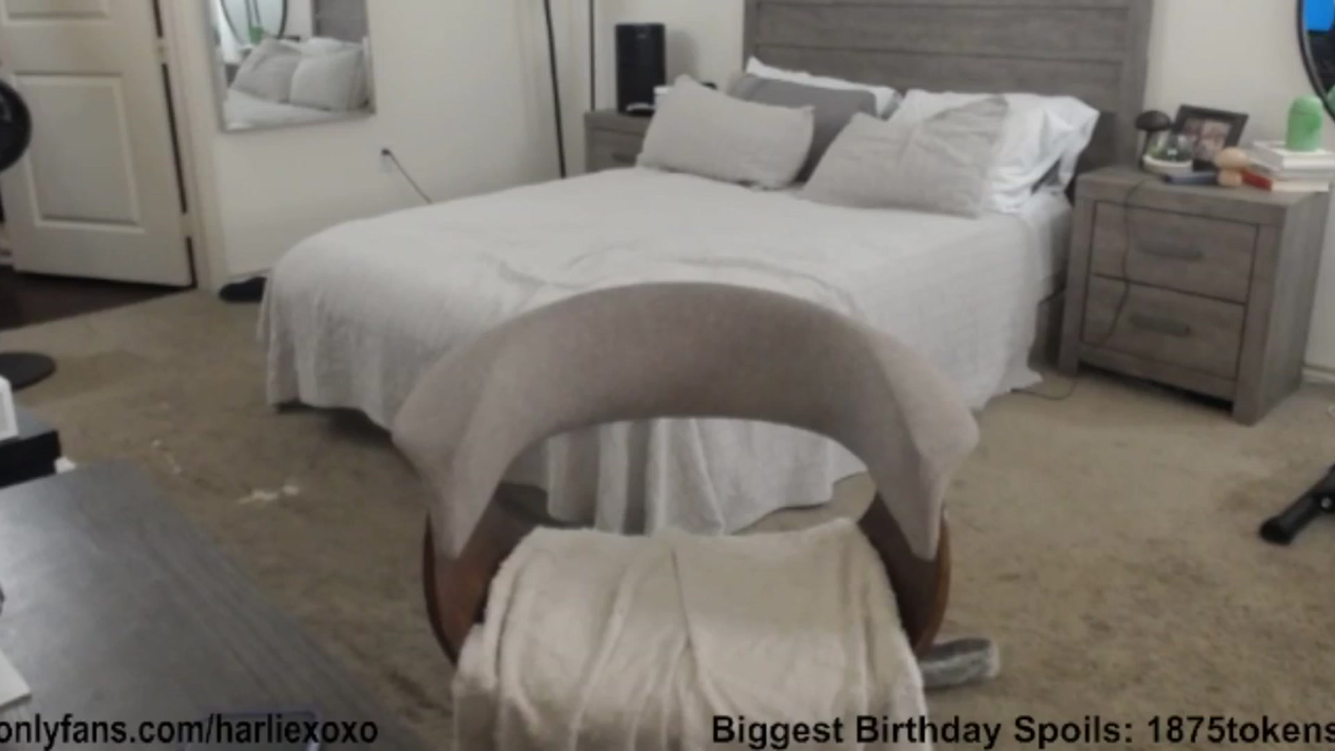 Gallery image thumbnail from SweetHarlie's myfreecams stream on, 09/11/2025, 20:36 image 2 of 20