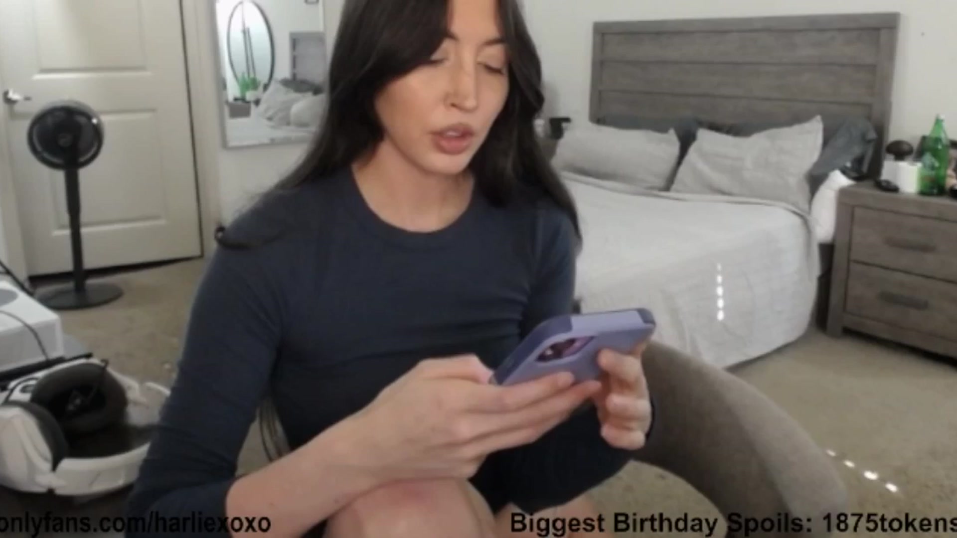 Gallery image thumbnail from SweetHarlie's myfreecams stream on, 09/18/2025, 22:11 image 4 of 20