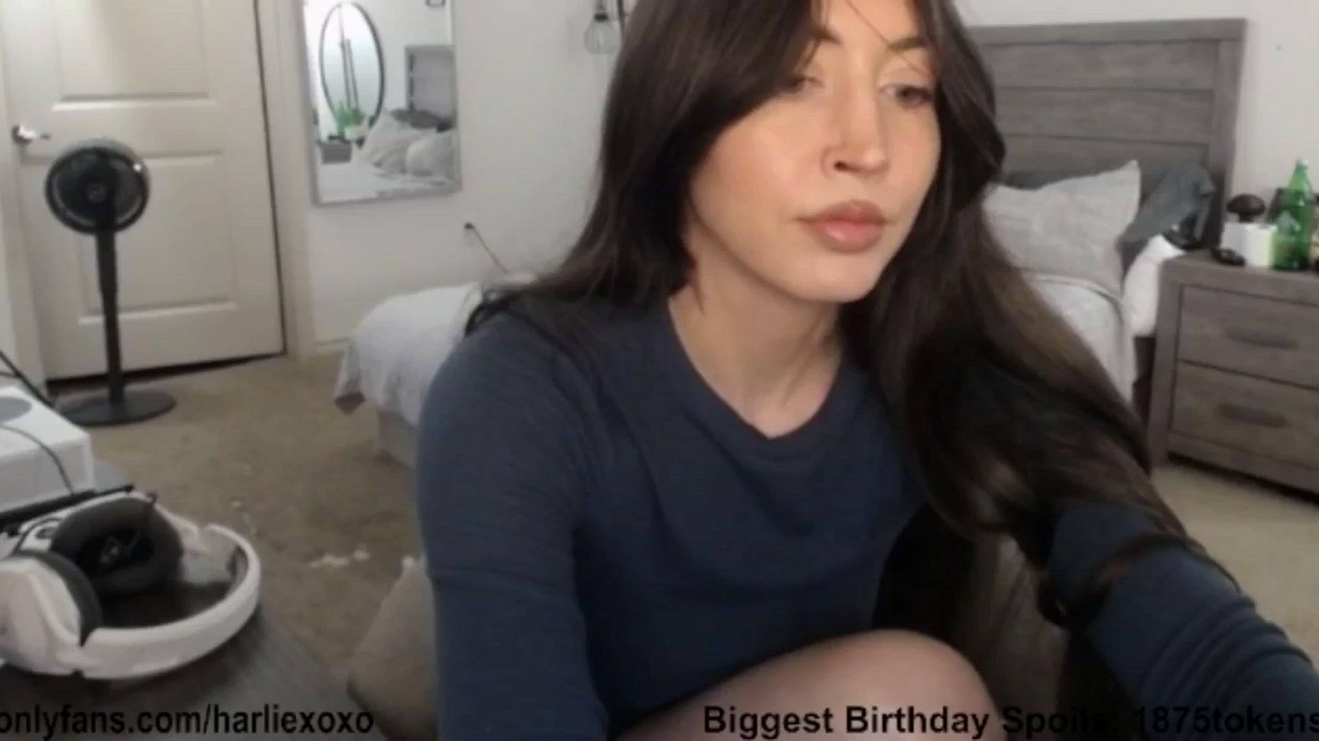 Gallery image thumbnail from SweetHarlie's myfreecams stream on, 09/18/2025, 22:11 image 9 of 20
