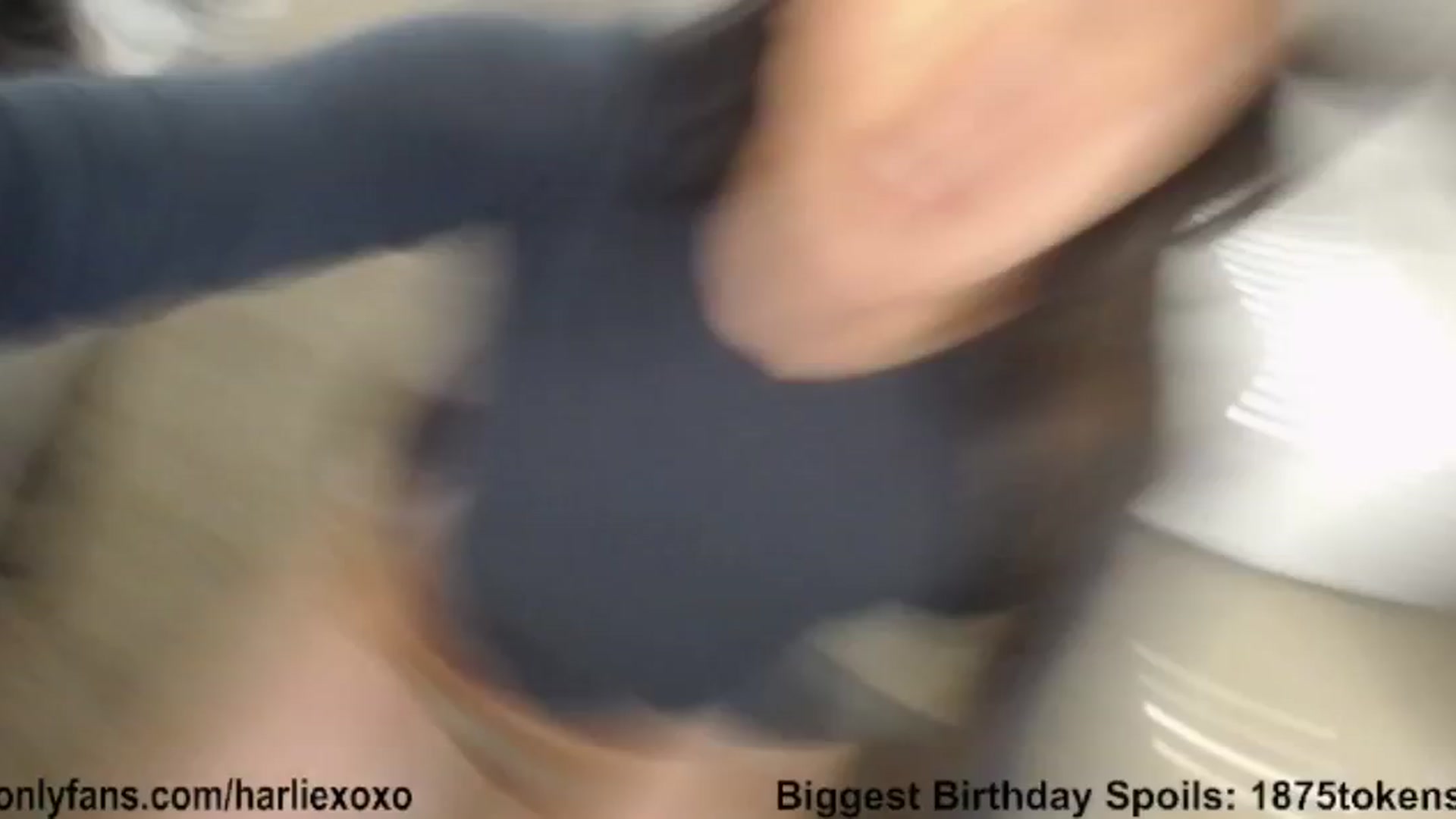 Gallery image thumbnail from SweetHarlie's myfreecams stream on, 09/18/2025, 22:11 image 13 of 20