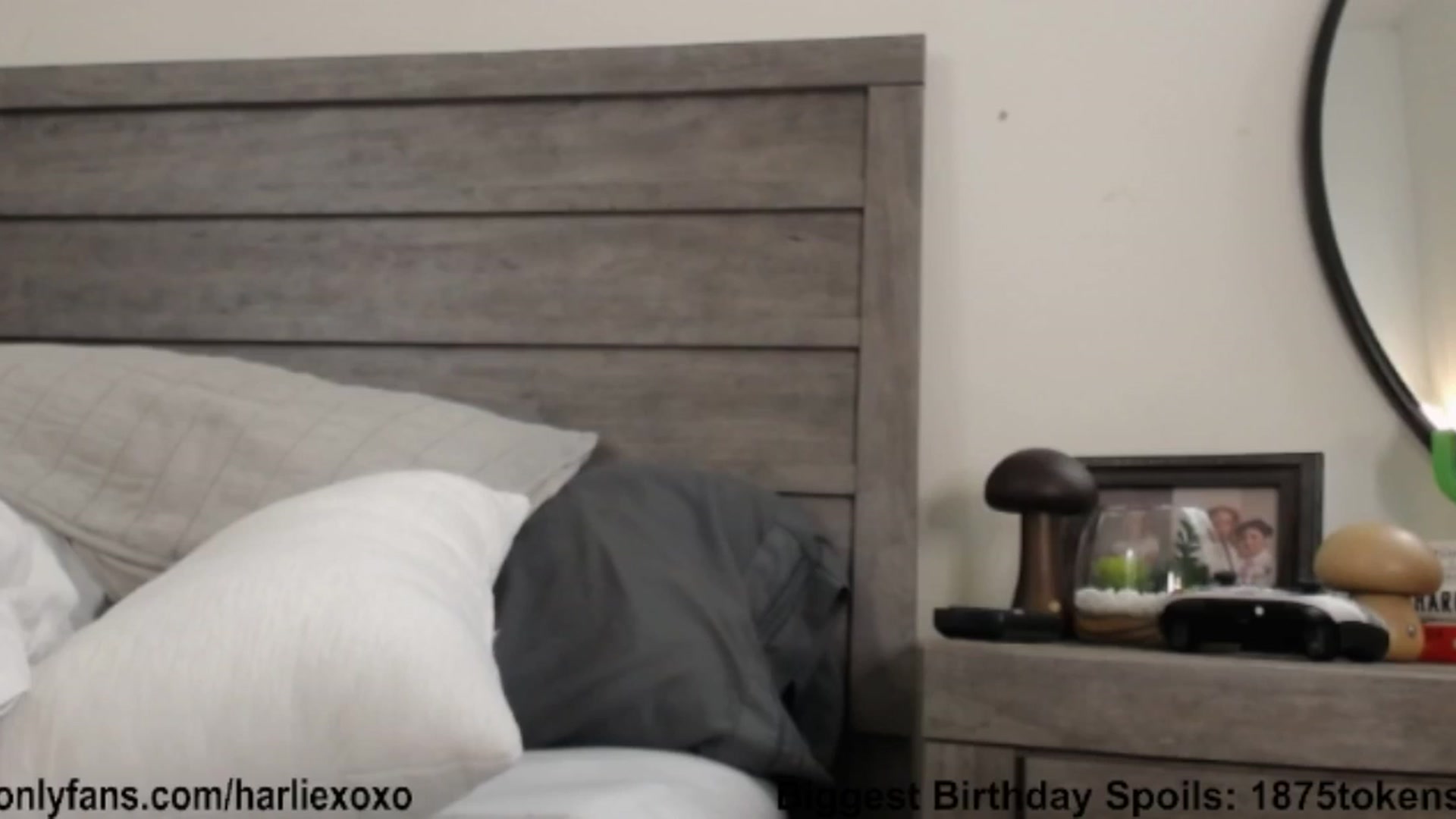 Gallery image thumbnail from SweetHarlie's myfreecams stream on, 09/19/2025, 22:03 image 2 of 20