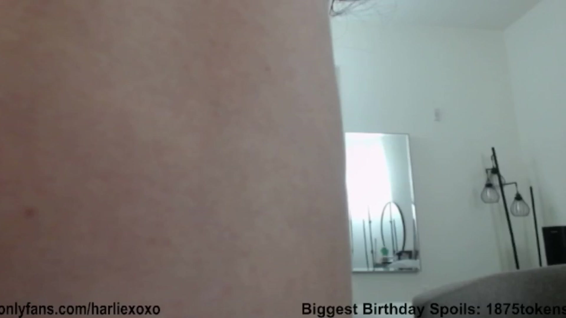 Gallery image thumbnail from SweetHarlie's myfreecams stream on, 09/28/2025, 04:06 image 14 of 20