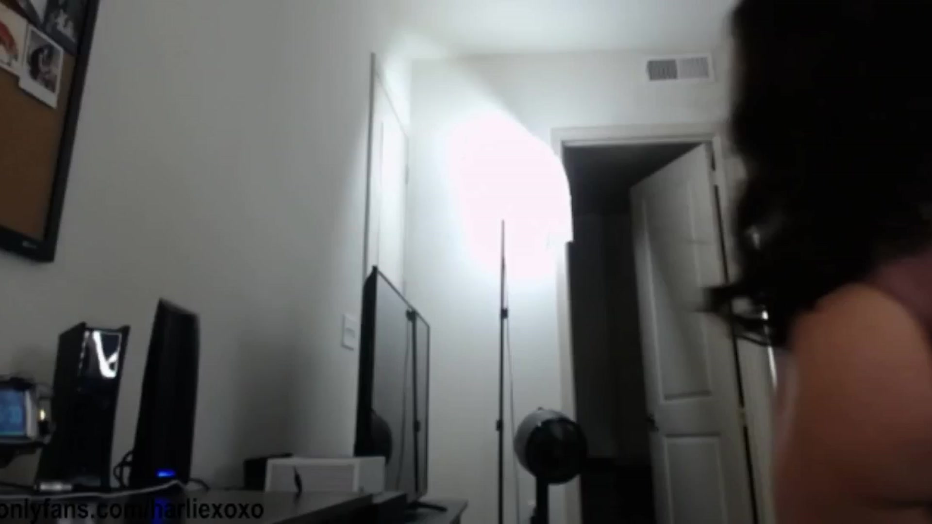 Gallery image thumbnail from SweetHarlie's myfreecams stream on, 10/13/2025, 23:02 image 16 of 20