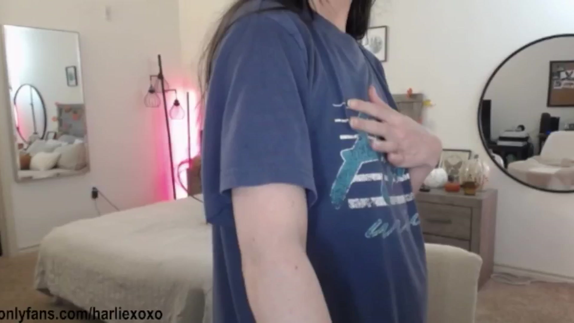 Gallery image thumbnail from SweetHarlie's myfreecams stream on, 11/30/2025, 04:03 image 8 of 20