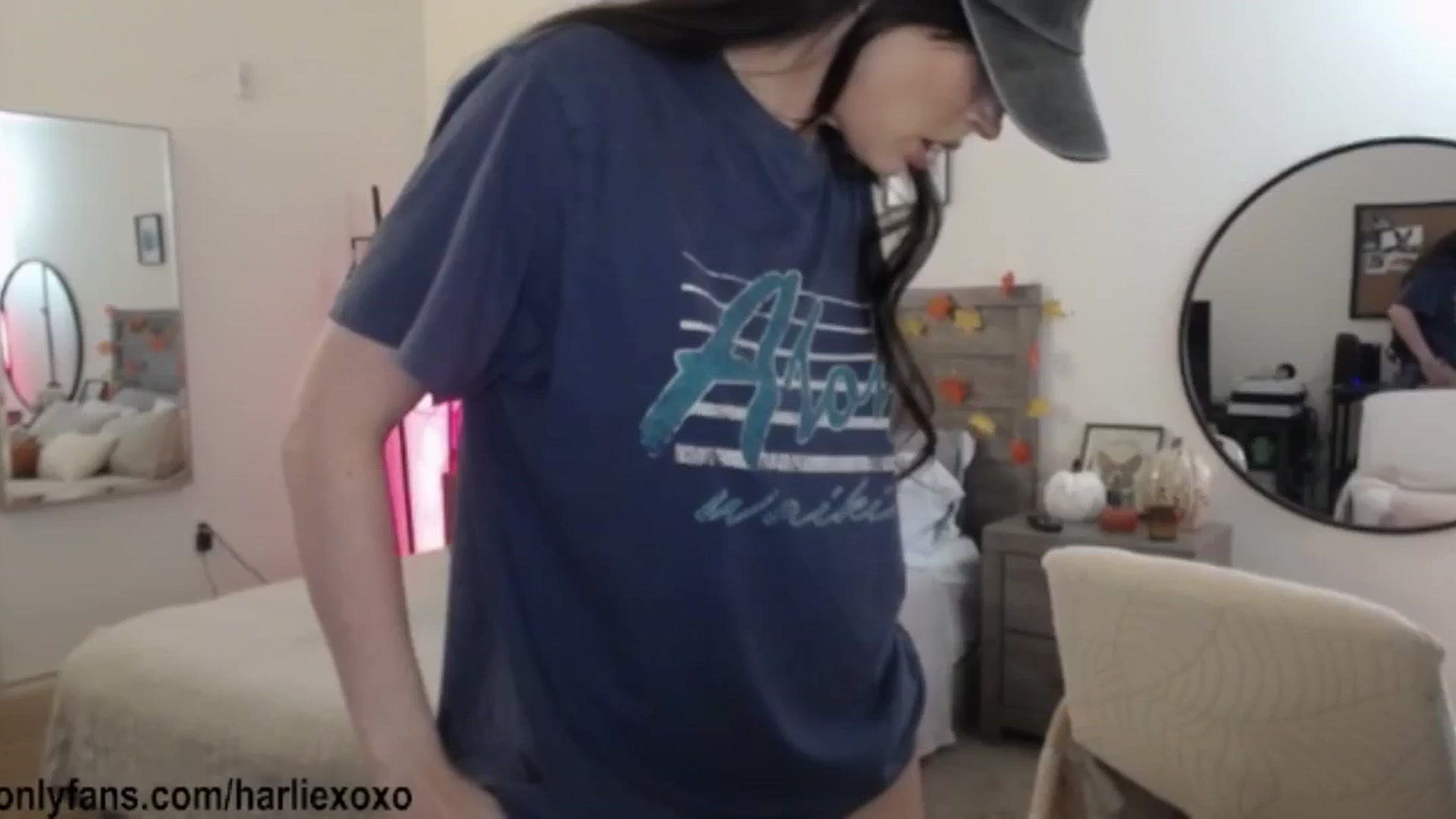 Gallery image thumbnail from SweetHarlie's myfreecams stream on, 11/30/2025, 04:03 image 9 of 20