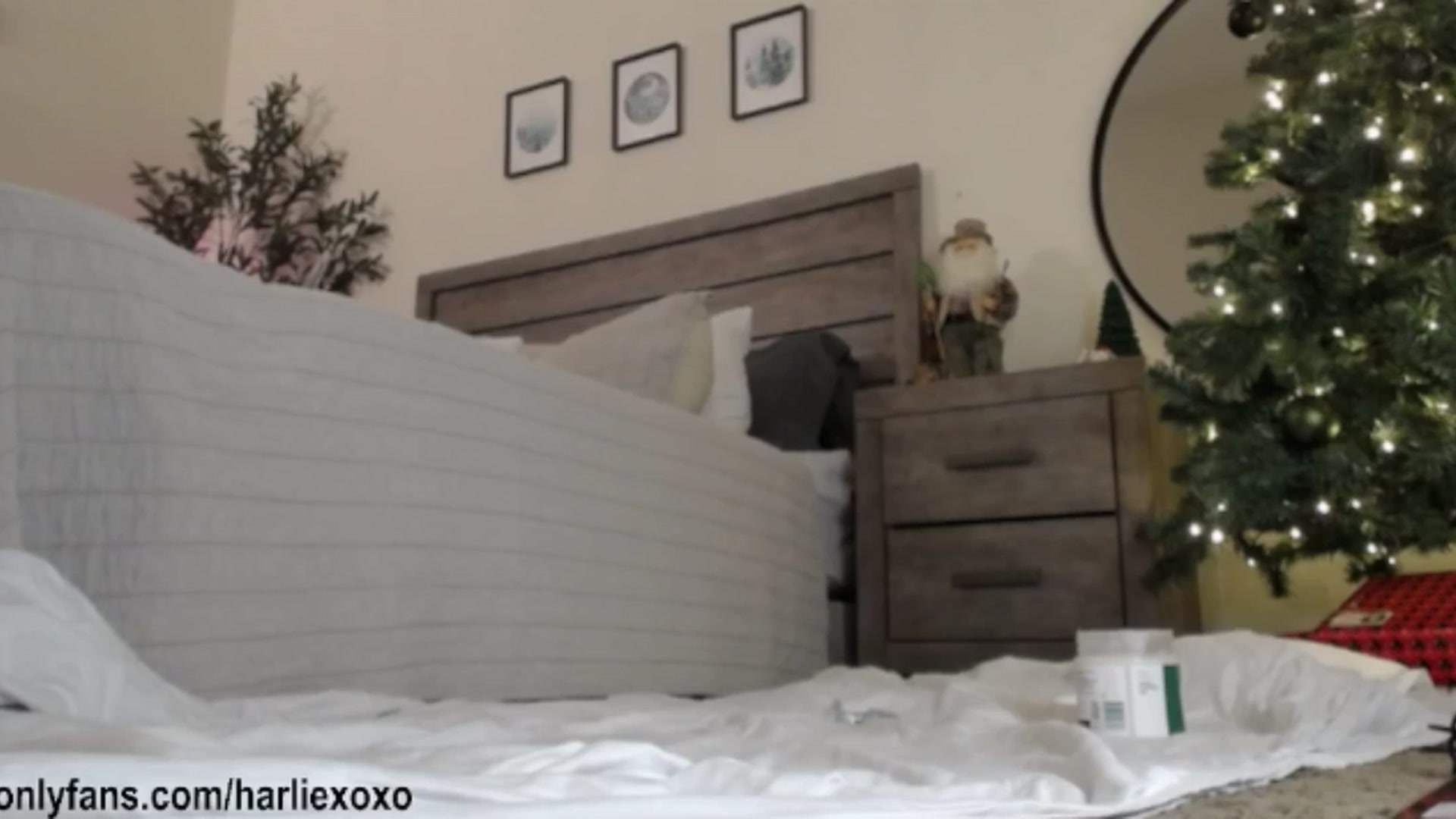 Gallery image thumbnail from SweetHarlie's myfreecams stream on, 12/07/2025, 04:44 image 6 of 20