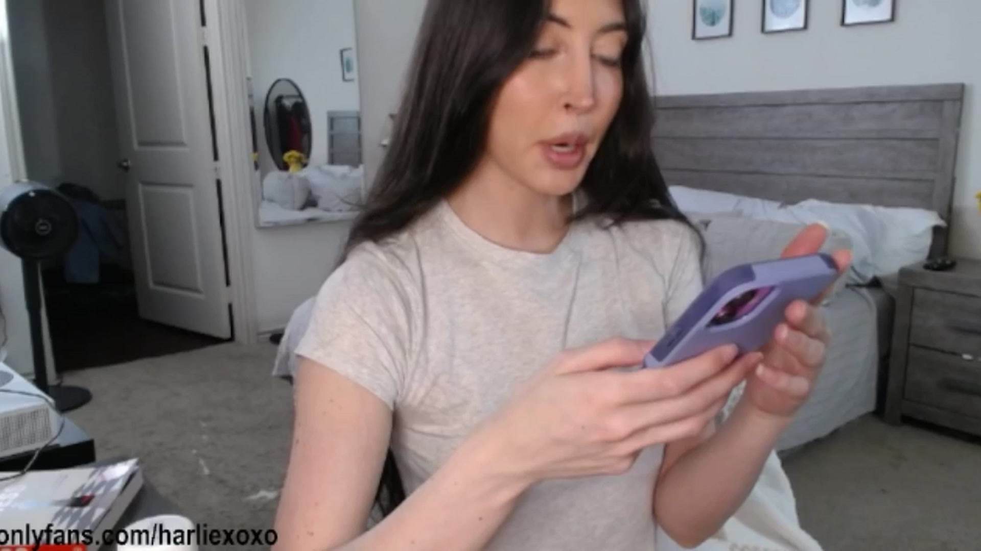 Gallery image thumbnail from SweetHarlie's myfreecams stream on, 04/21/2026, 02:06 image 7 of 20