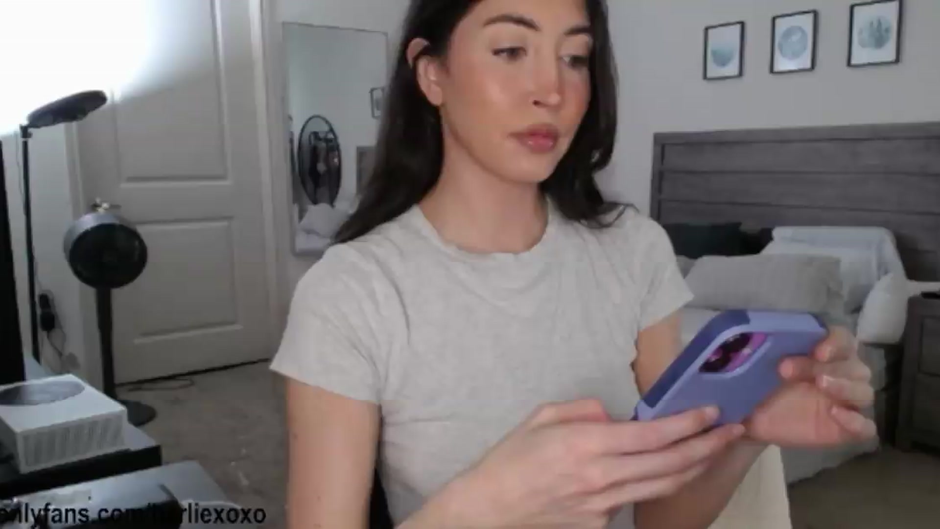 Gallery image thumbnail from SweetHarlie's myfreecams stream on, 06/26/2026, 21:30 image 15 of 20