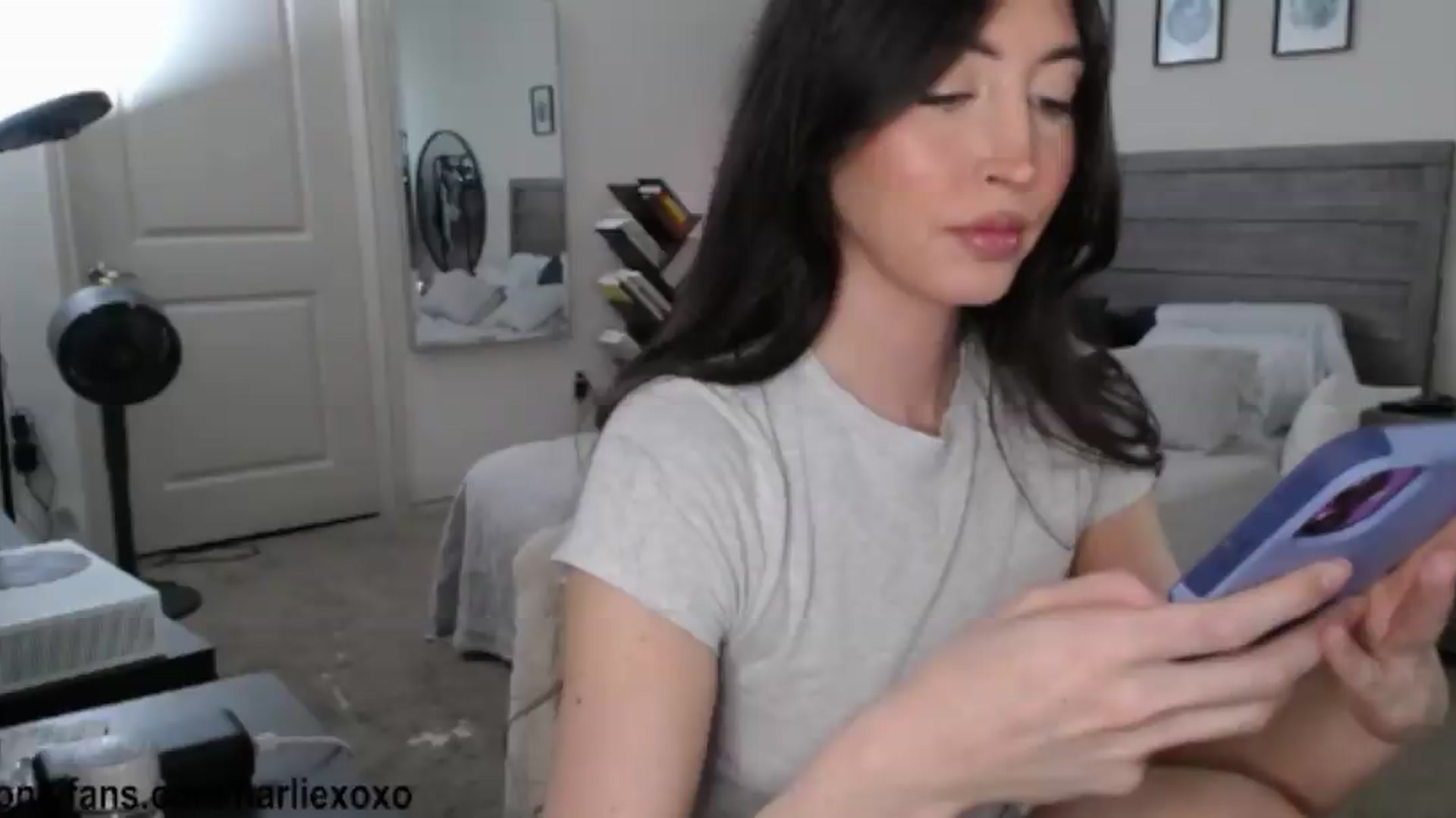 Gallery image thumbnail from SweetHarlie's myfreecams stream on, 06/26/2026, 22:18 image 17 of 20
