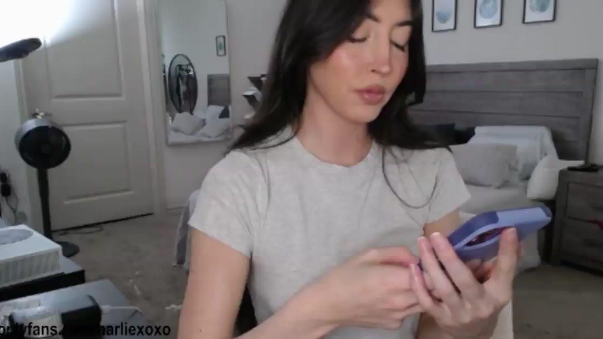 Gallery image thumbnail from SweetHarlie's myfreecams stream on, 06/26/2026, 22:18 image 14 of 20