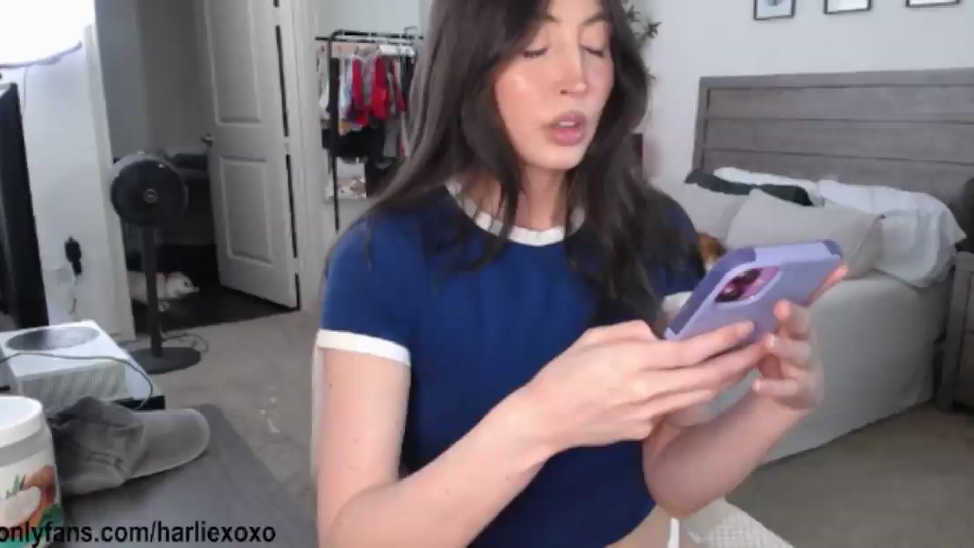 Gallery image thumbnail from SweetHarlie's myfreecams stream on, 08/07/2026, 03:23 image 13 of 20