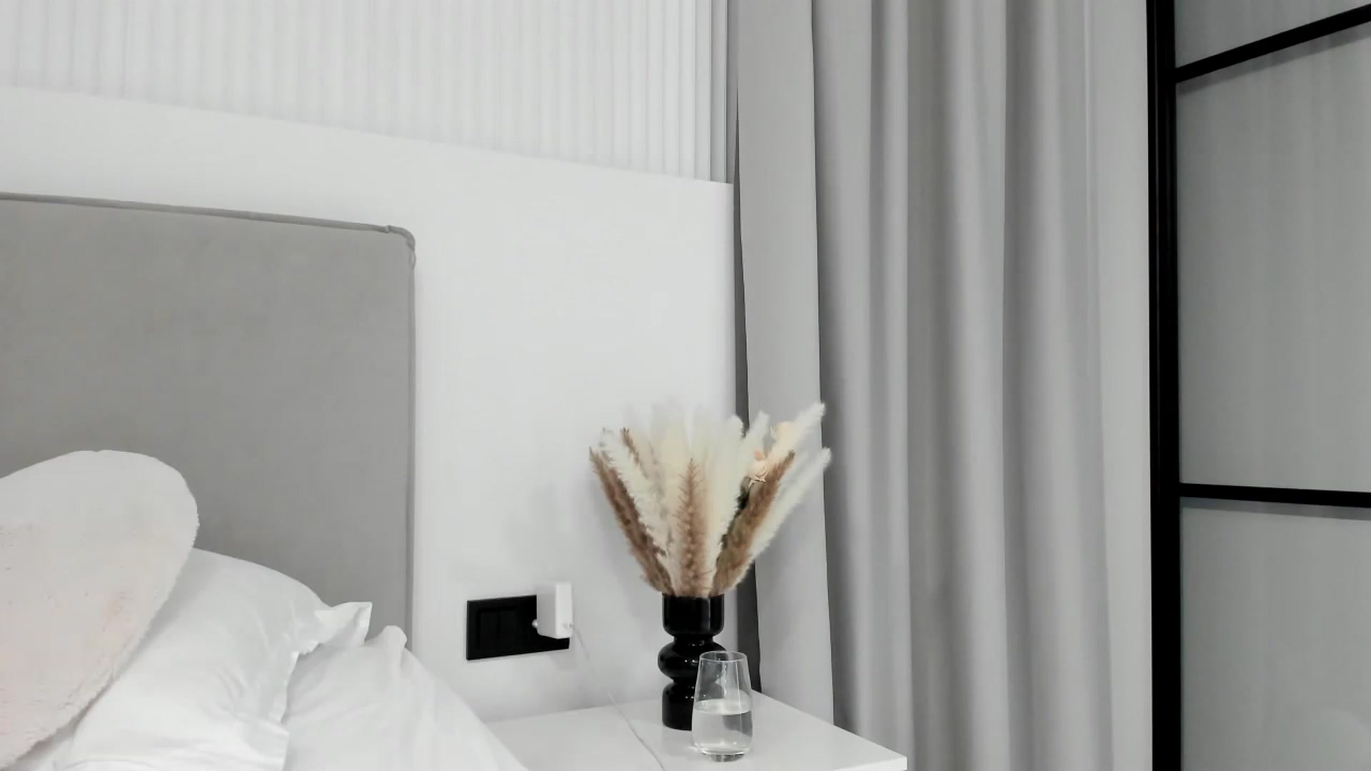 Gallery image thumbnail from SweetJuicee's myfreecams stream on, 07/04/2024, 19:33 image 4 of 20