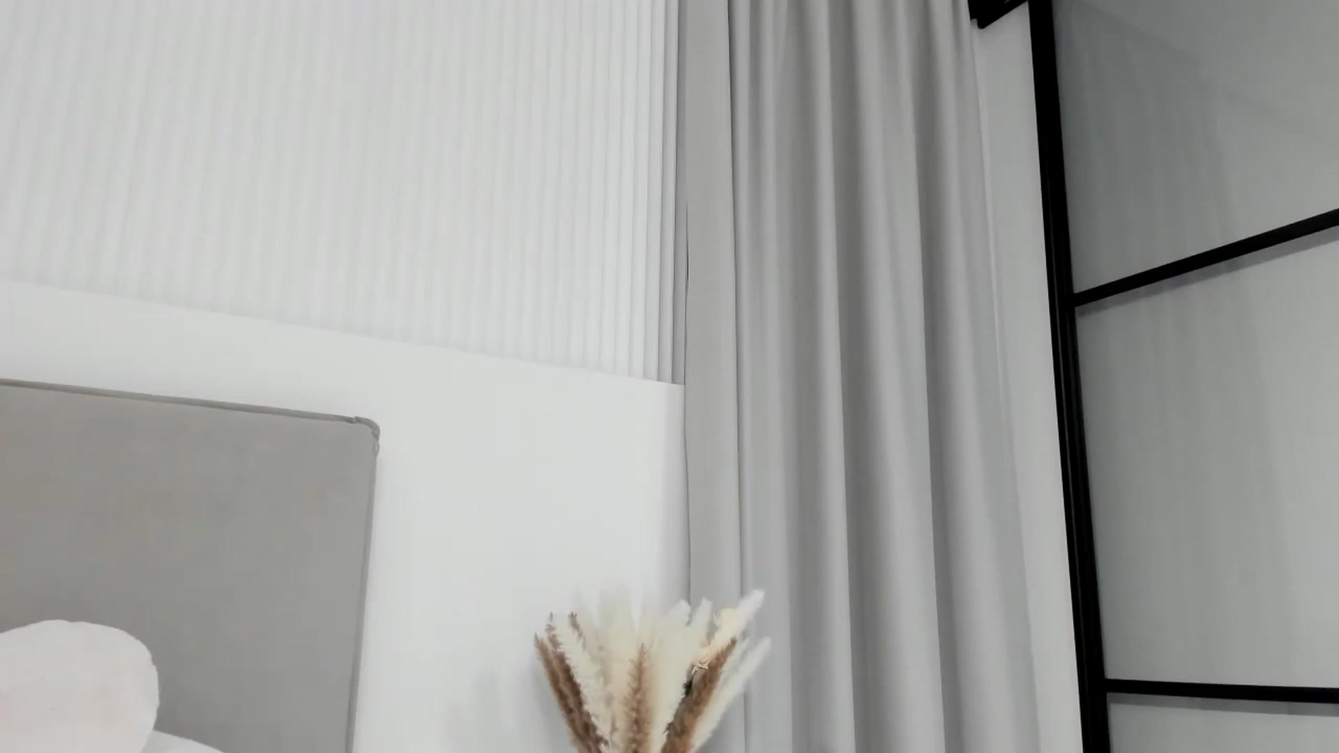 Gallery image thumbnail from SweetJuicee's myfreecams stream on, 07/04/2024, 19:33 image 14 of 20
