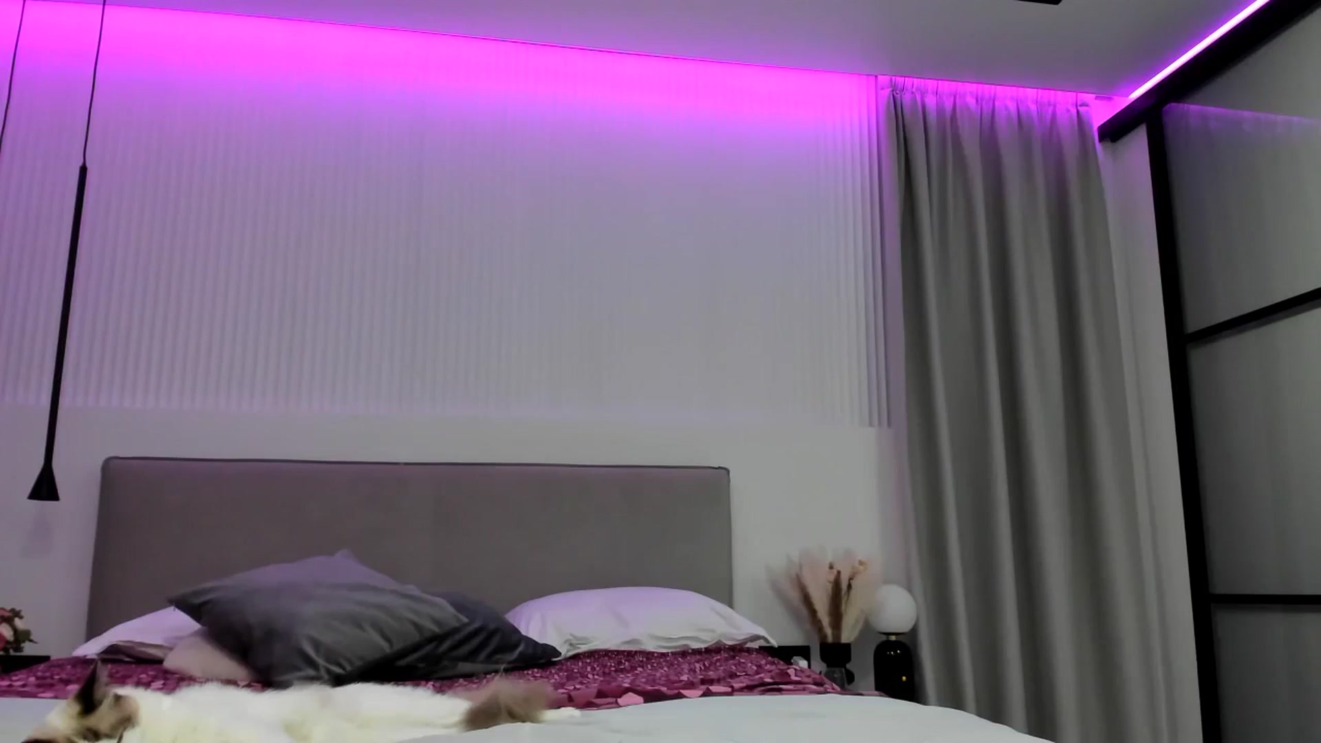 Gallery image thumbnail from SweetJuicee's myfreecams stream on, 07/30/2024, 20:47 image 10 of 20