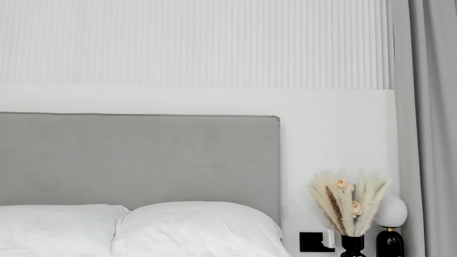 Gallery image thumbnail from SweetJuicee's myfreecams stream on, 07/31/2024, 20:23 image 1 of 20