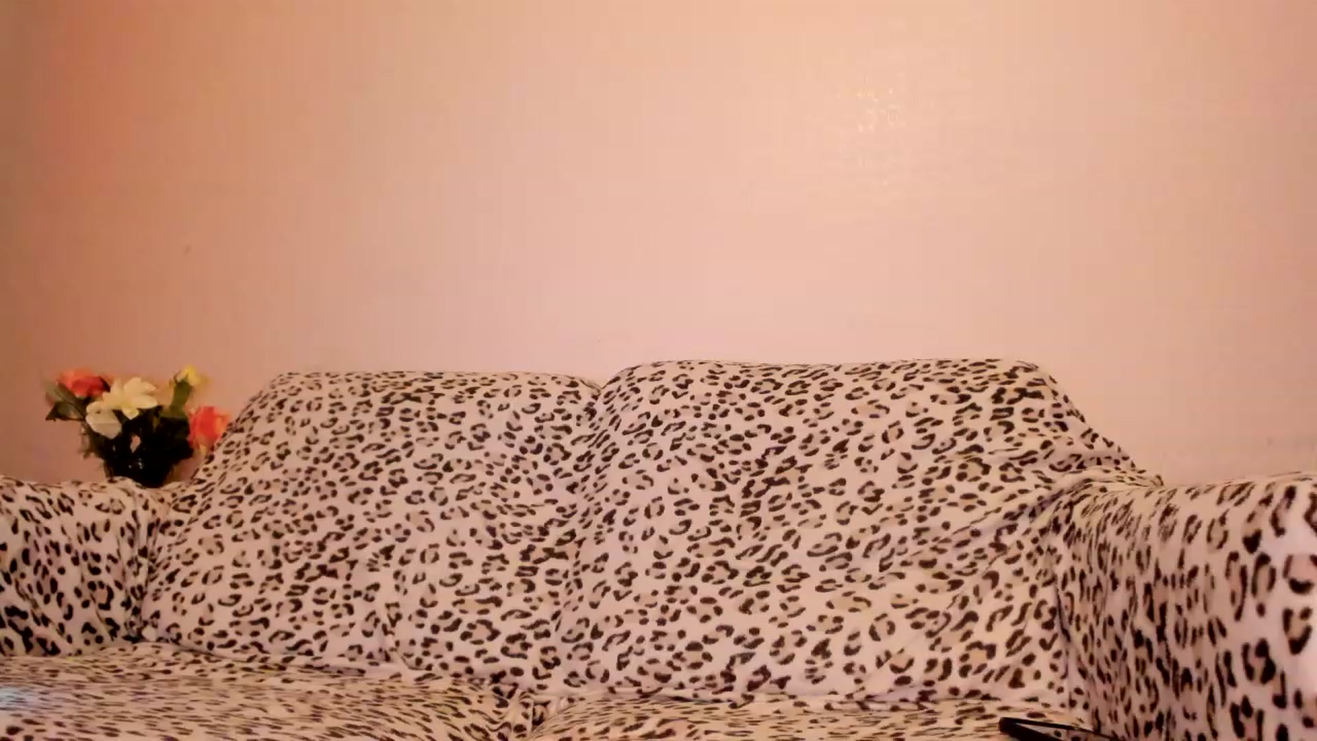Gallery image thumbnail from SweetKellsey's myfreecams stream on, 11/16/2022, 19:00 image 3 of 20