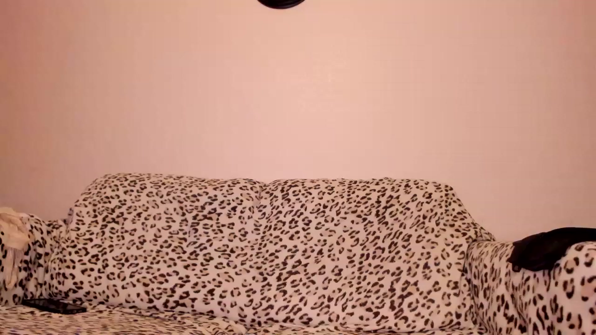 Gallery image thumbnail from SweetKellsey's myfreecams stream on, 11/27/2022, 15:23 image 4 of 20