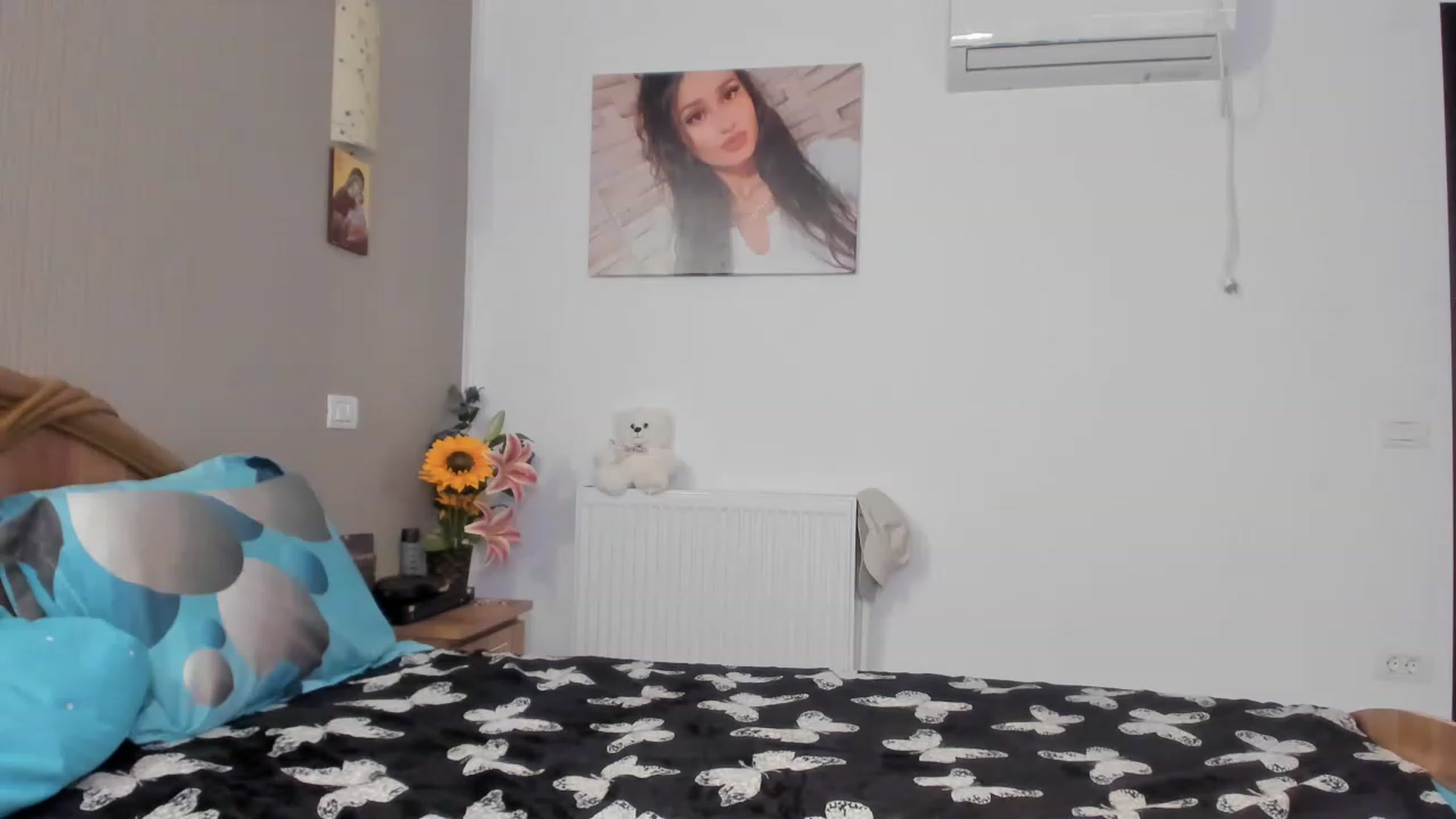 Gallery image thumbnail from SweetKellsey's myfreecams stream on, 05/30/2023, 14:33 image 10 of 20
